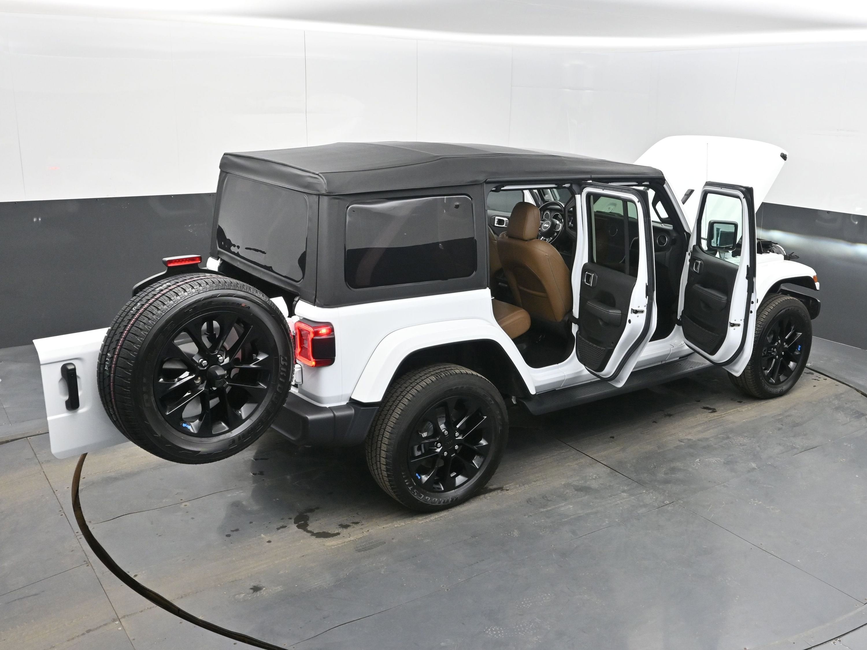 2022 Jeep Wrangler 4xe Unlimited Sahara 4x4