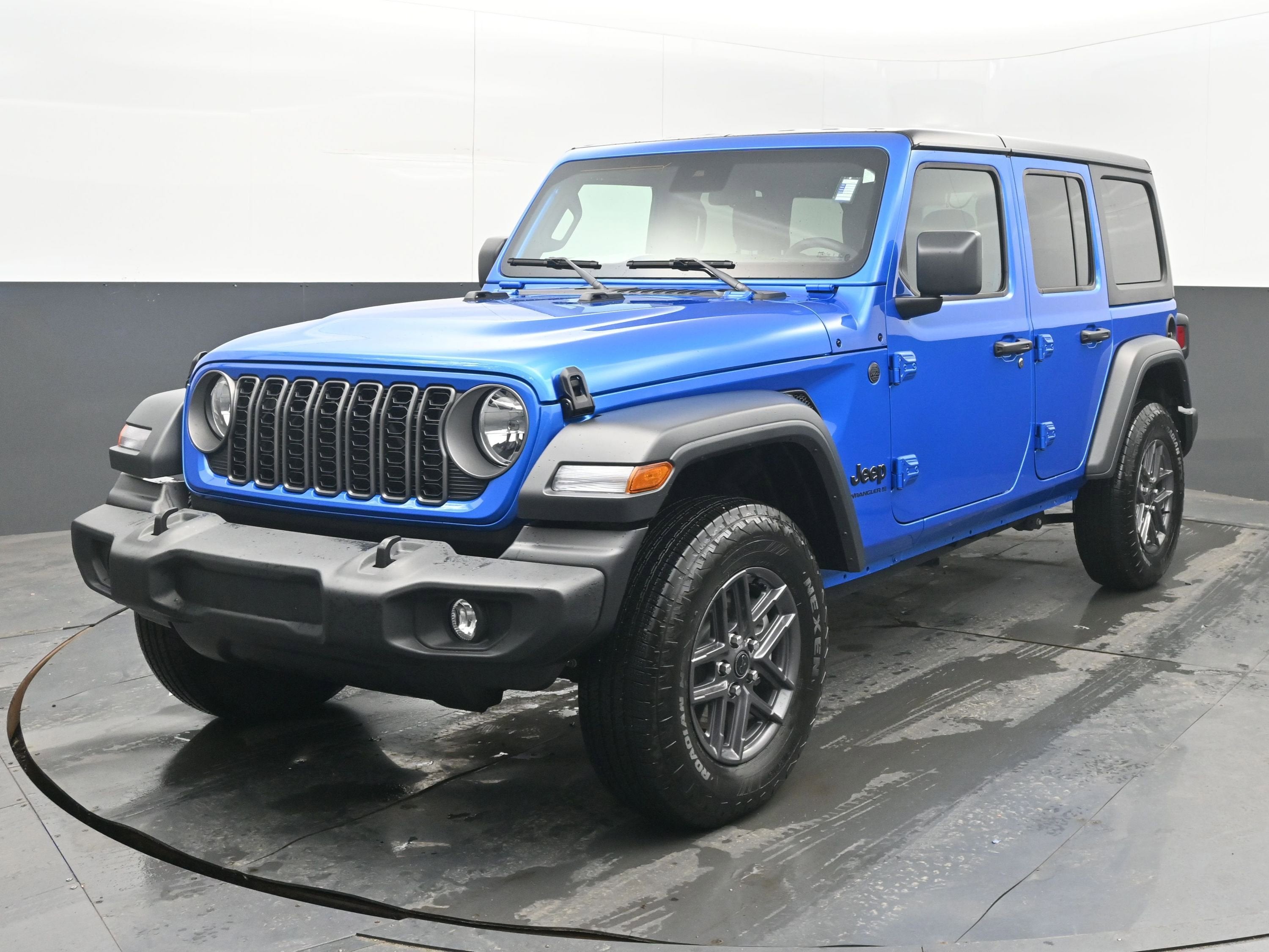 2025 Jeep Wrangler 4-Door Summit 4x4