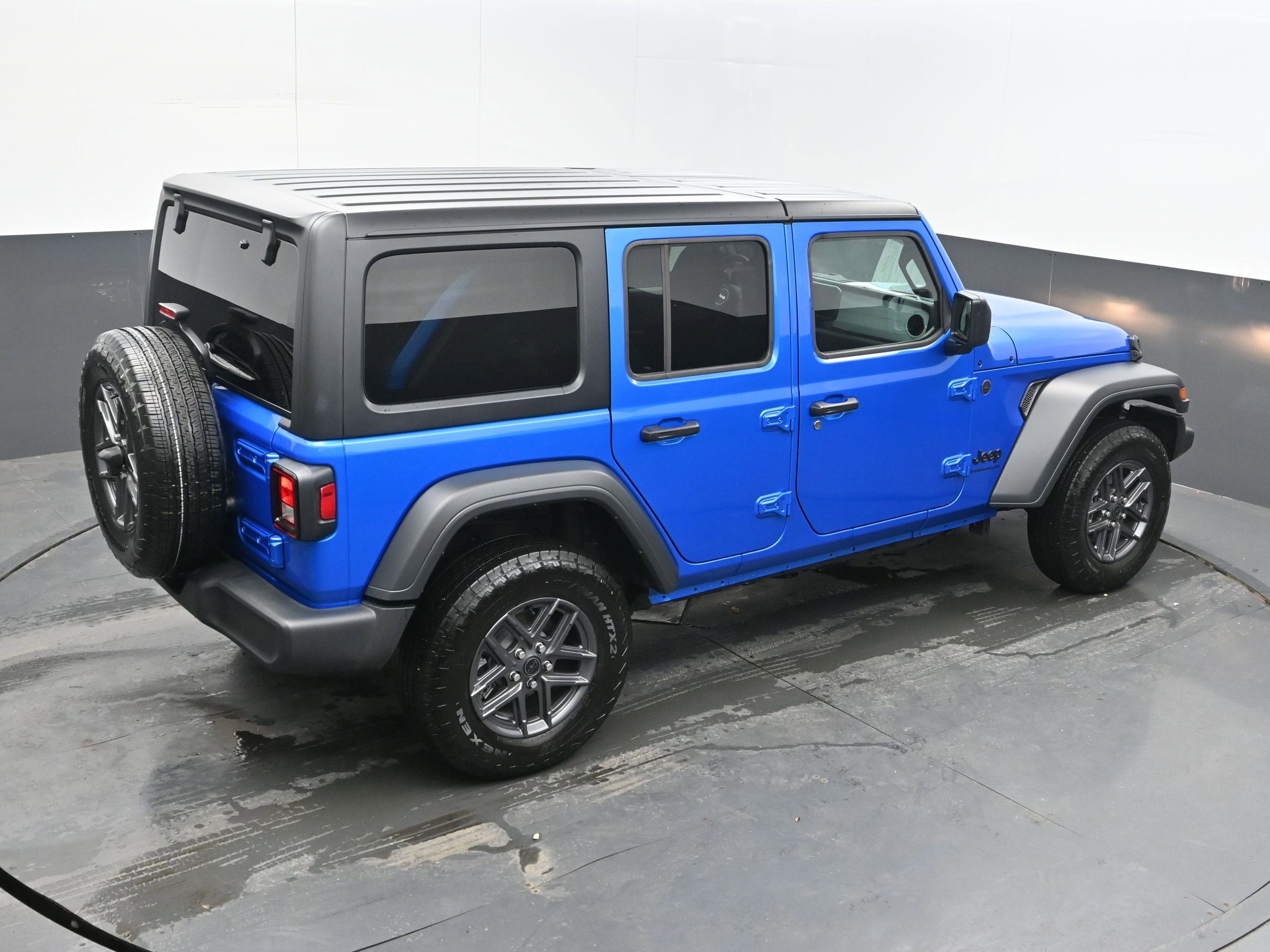 2025 Jeep Wrangler 4-Door Summit 4x4