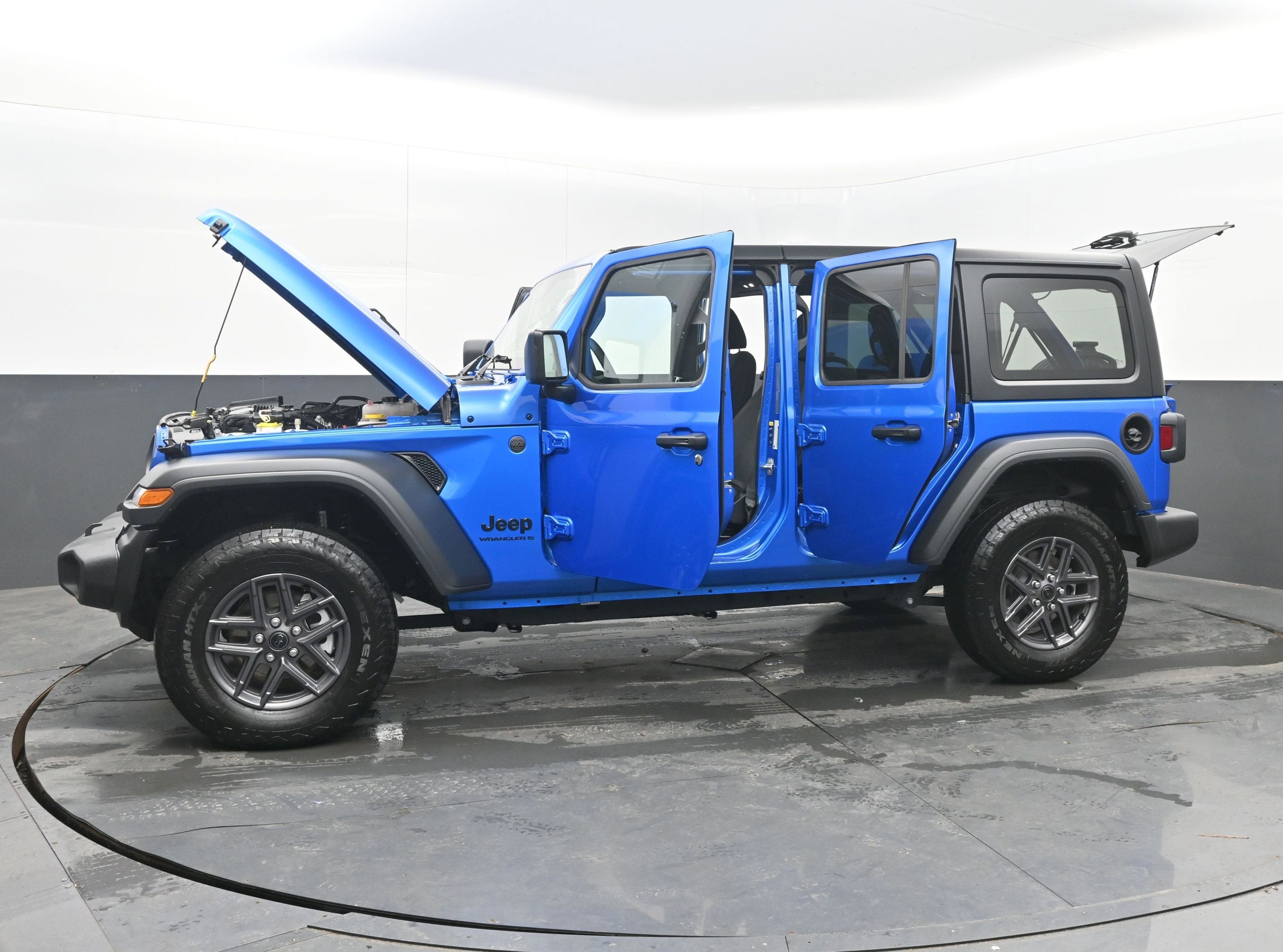 2025 Jeep Wrangler 4-Door Summit 4x4