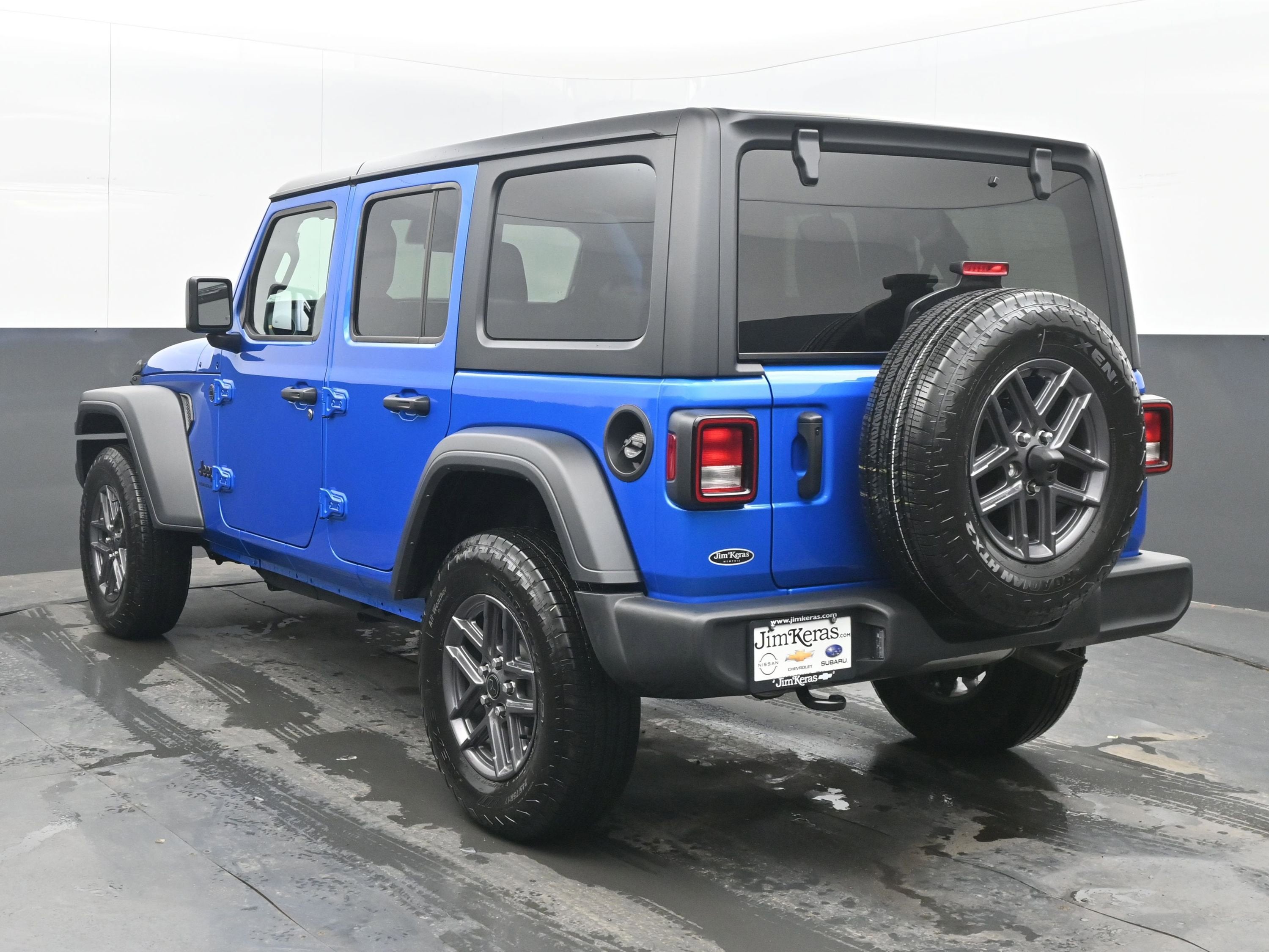 2025 Jeep Wrangler 4-Door Summit 4x4