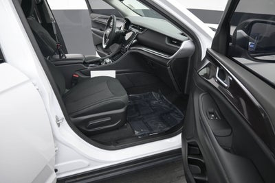 2023 Jeep Grand Cherokee Laredo 4x4