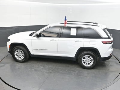 2023 Jeep Grand Cherokee Laredo 4x4