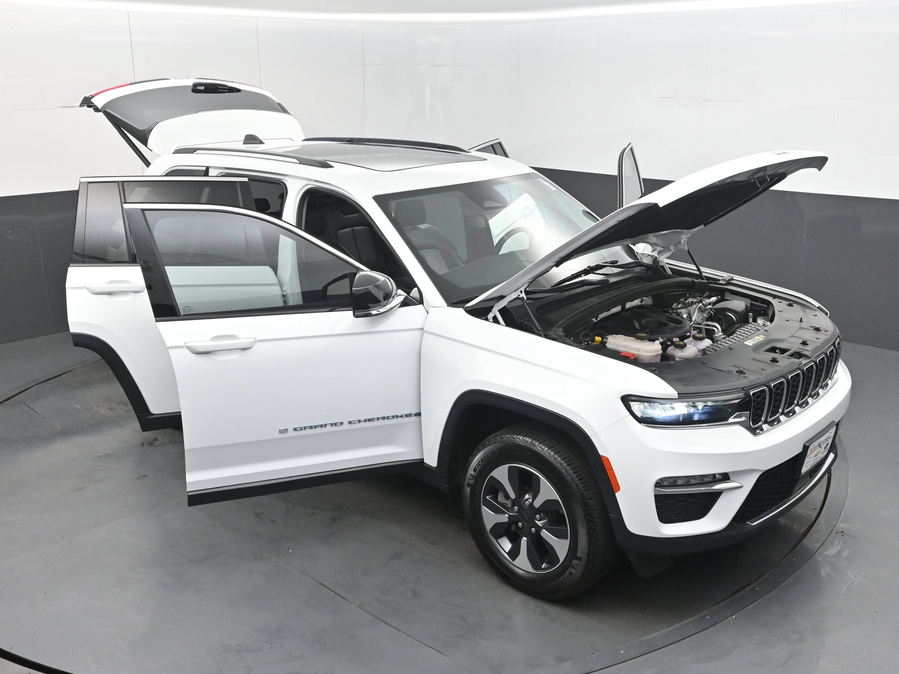 2023 Jeep Grand Cherokee 4xe BASE