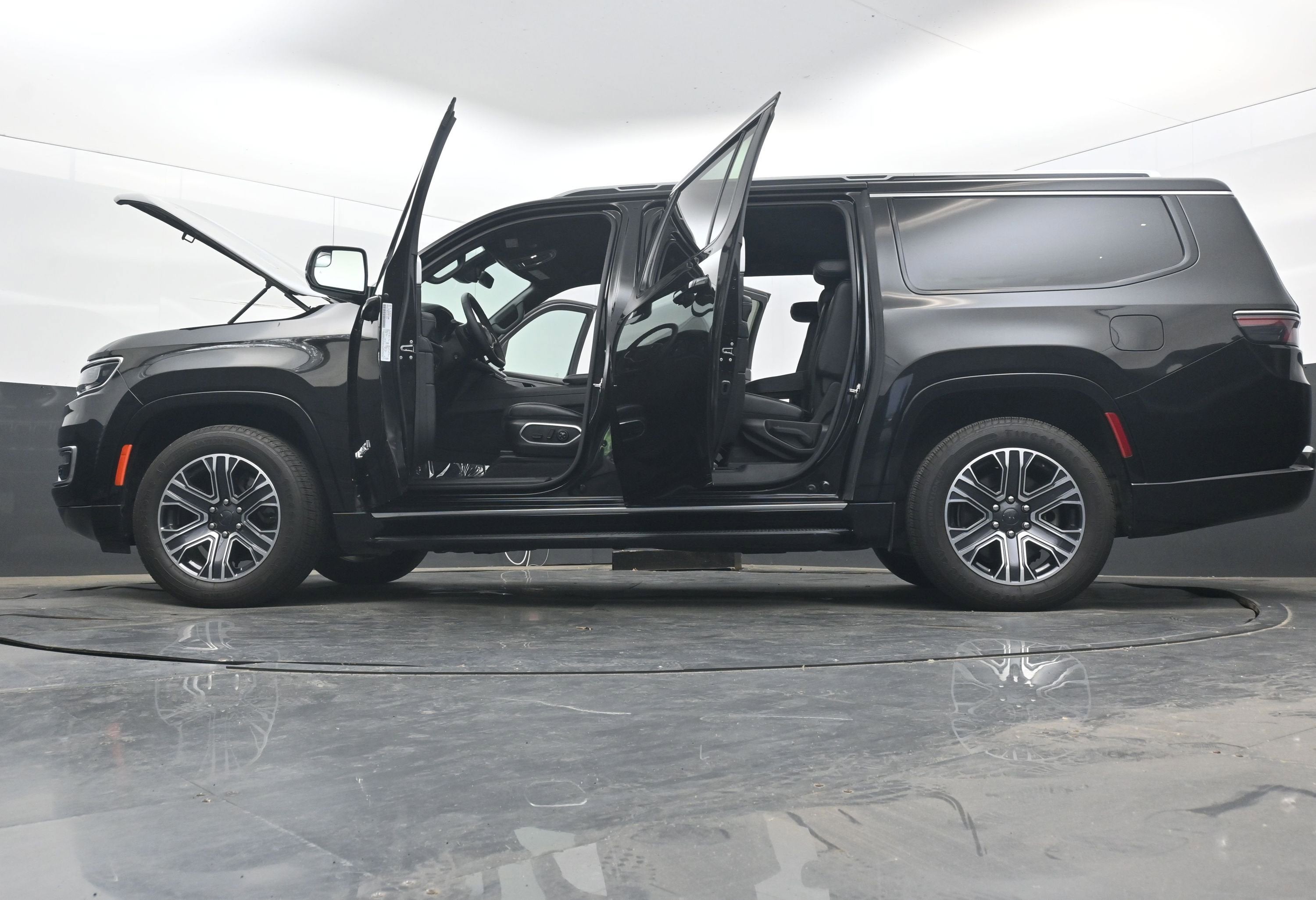 2024 Jeep Wagoneer L Series II