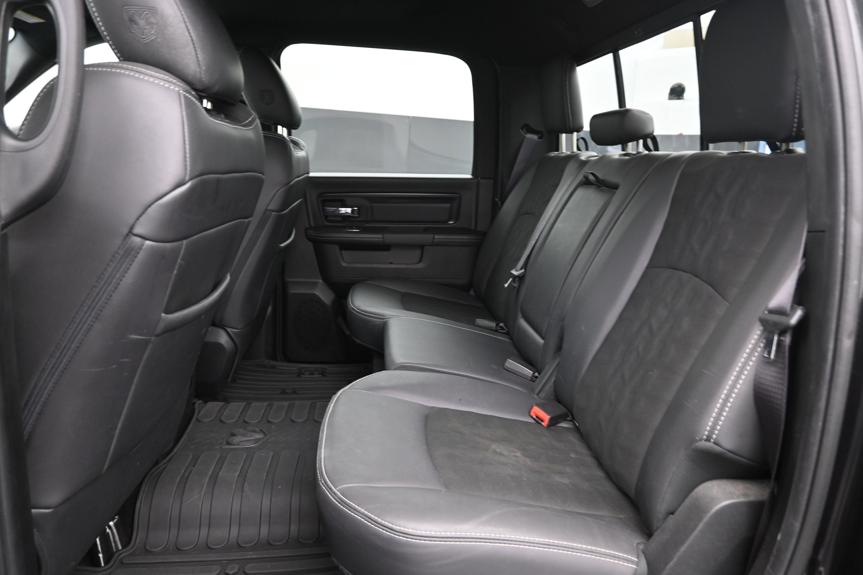 2018 RAM 1500 Rebel Crew Cab 4x4 5'7" Box