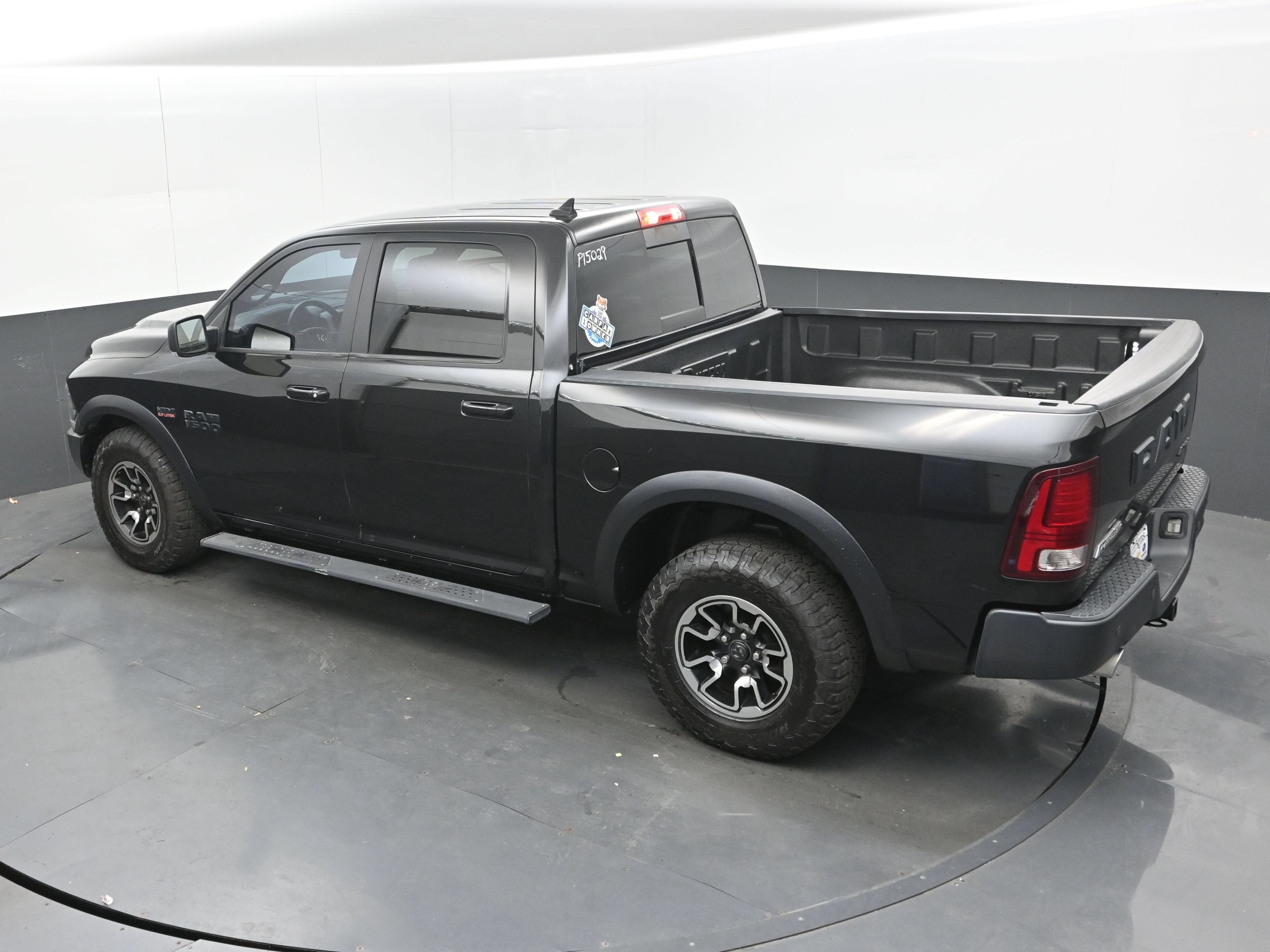 2018 RAM 1500 Rebel Crew Cab 4x4 5'7" Box