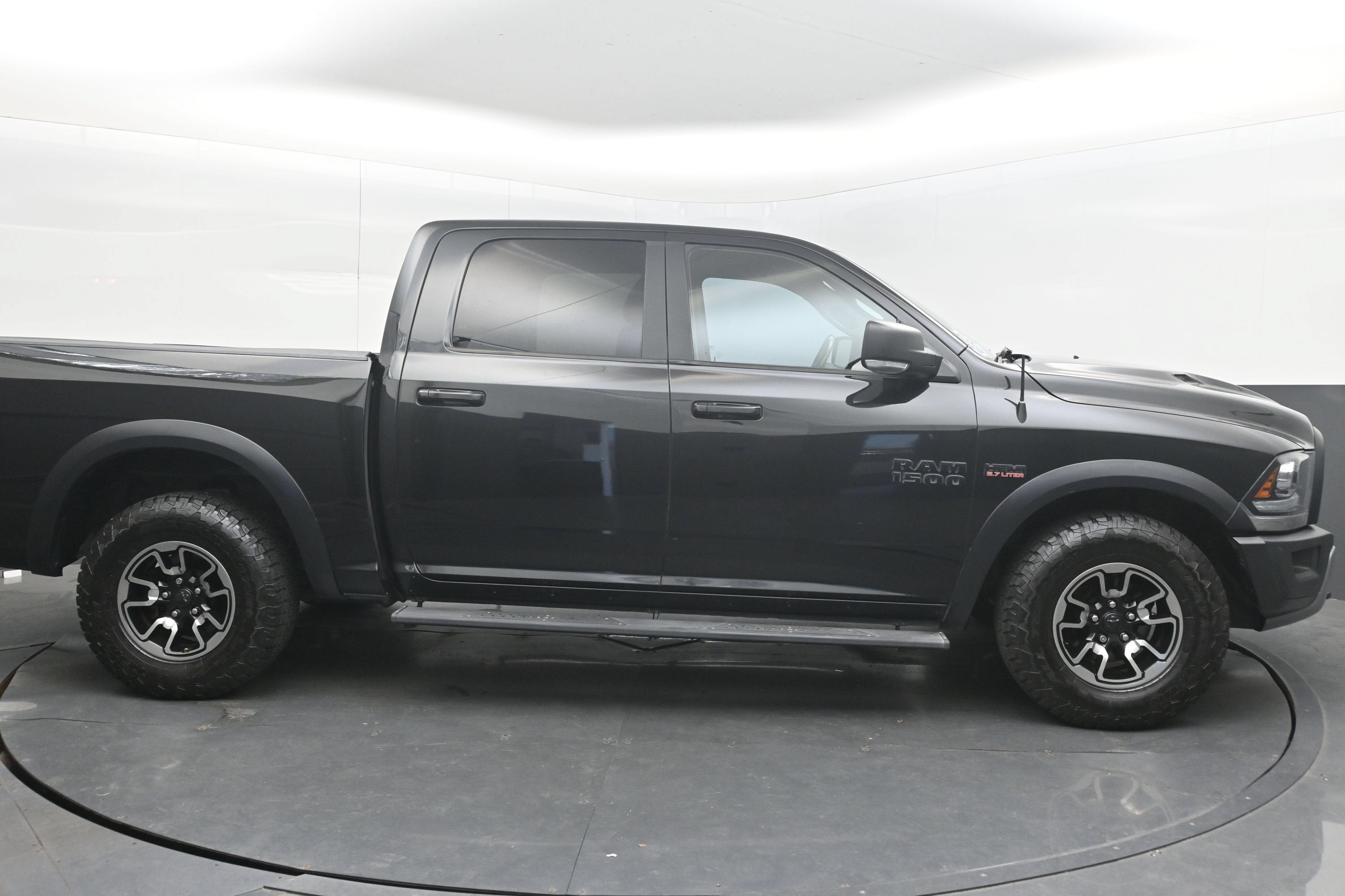 2018 RAM 1500 Rebel Crew Cab 4x4 5'7" Box