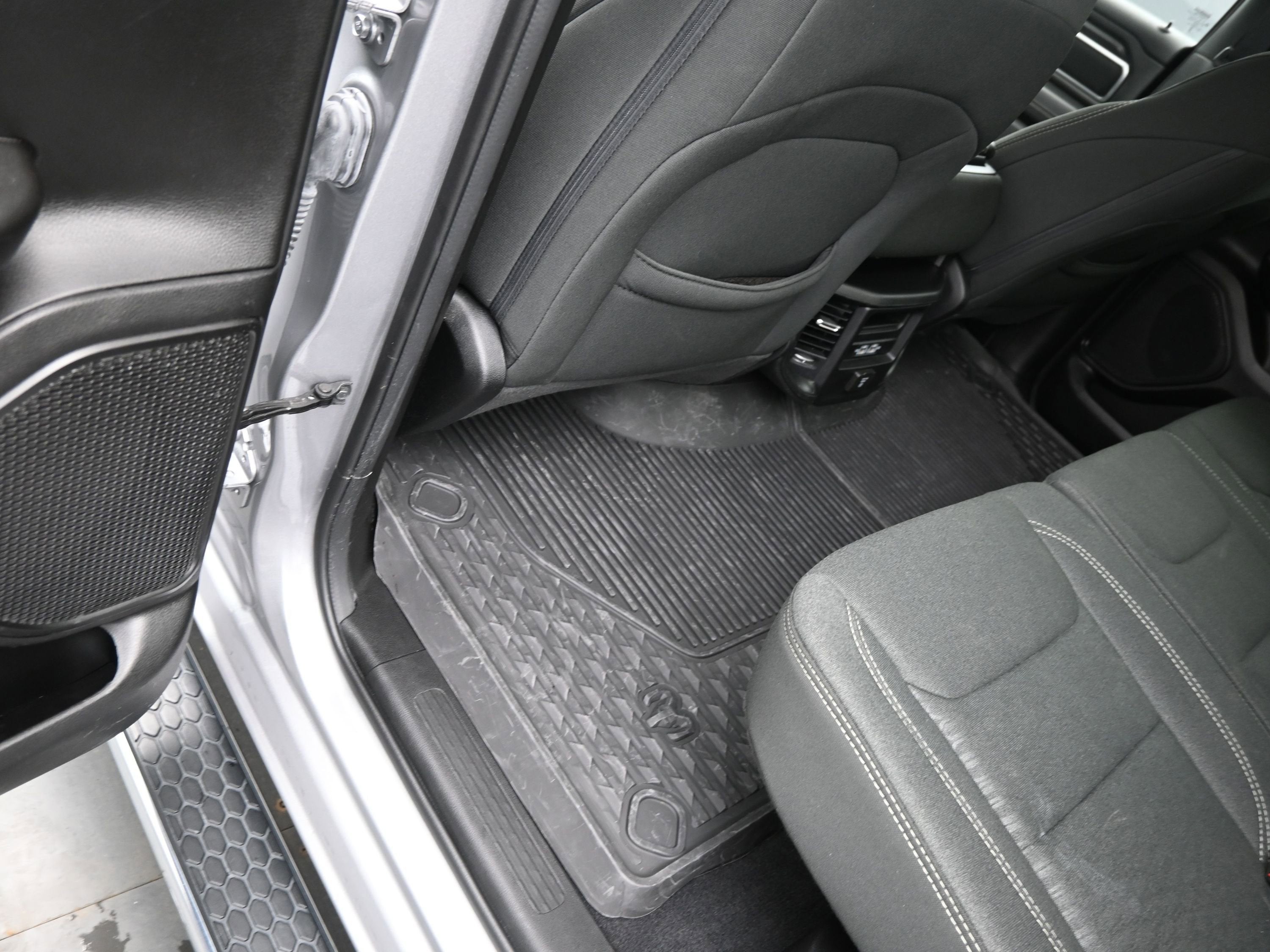 2025 RAM 1500 Big Horn Crew Cab 4x4 5'7" Box