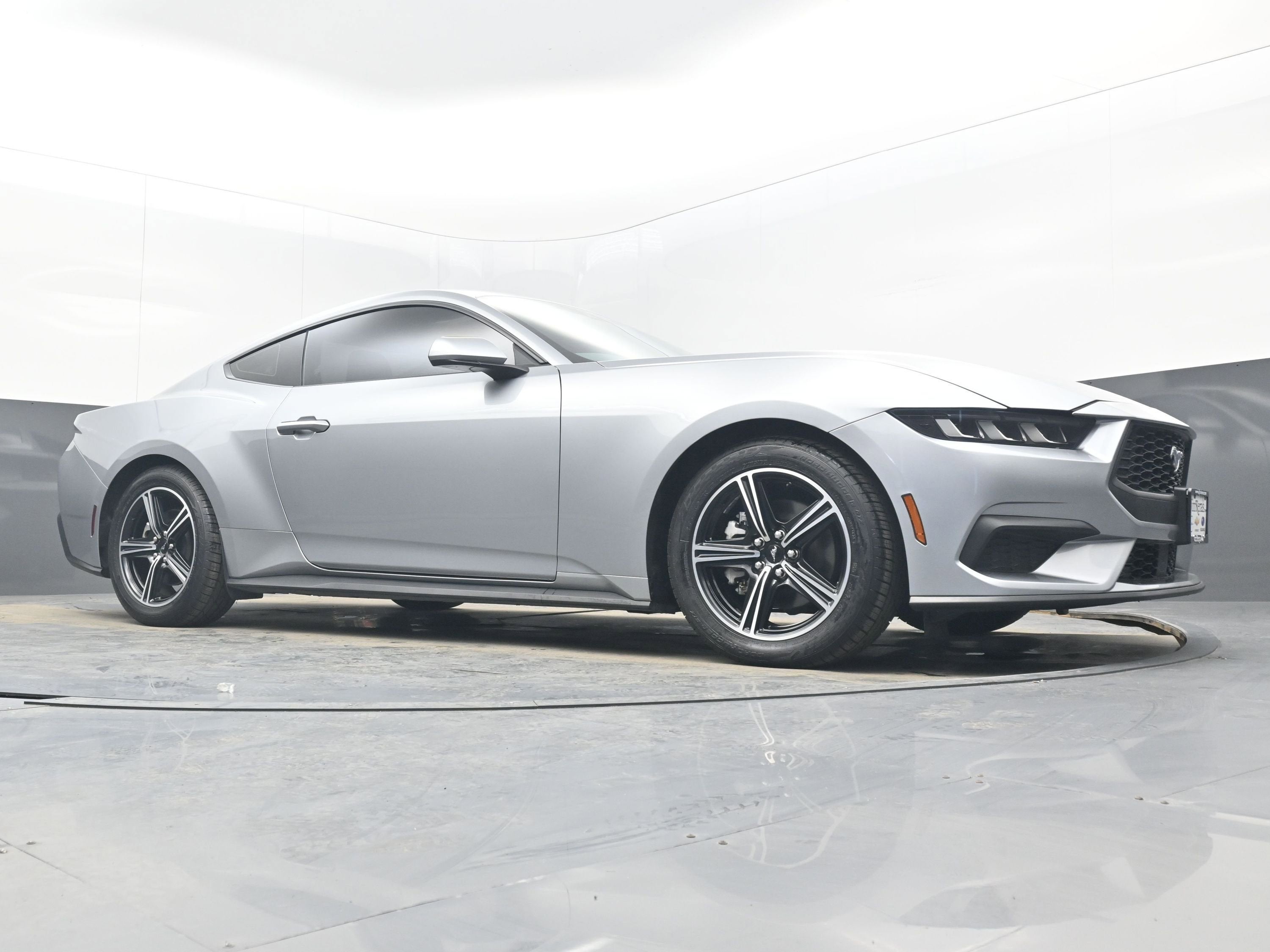 2024 Ford Mustang EcoBoost Fastback