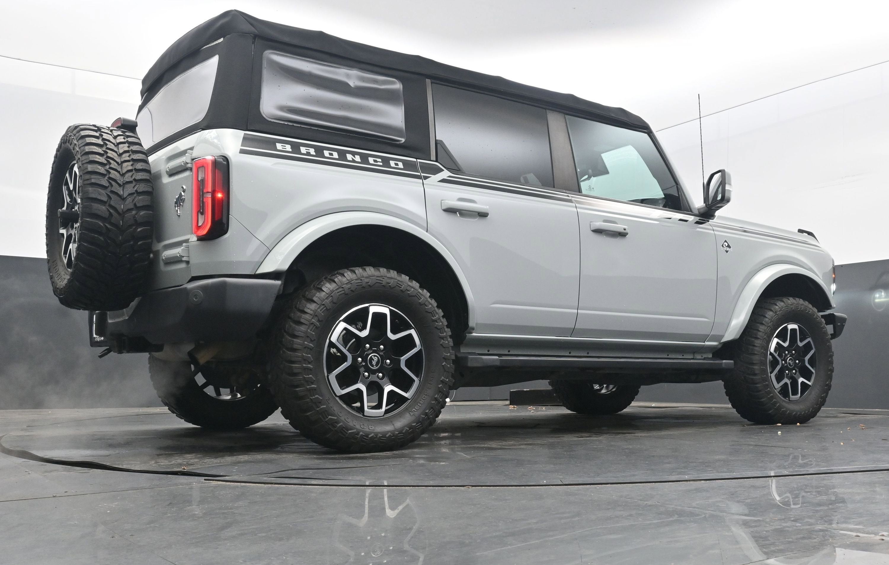 2021 Ford Bronco Outer Banks