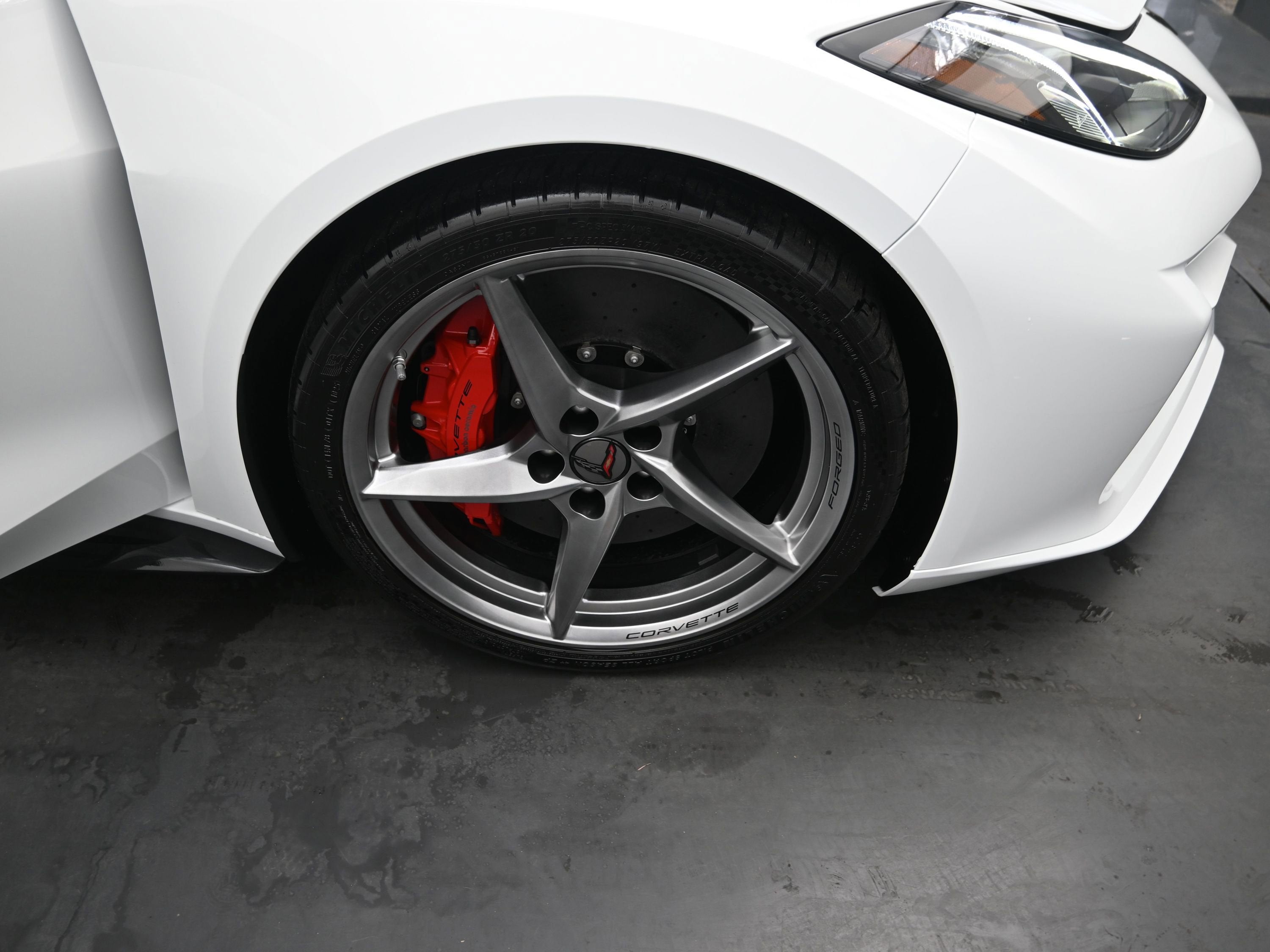 2025 Chevrolet Corvette E-Ray 2LZ