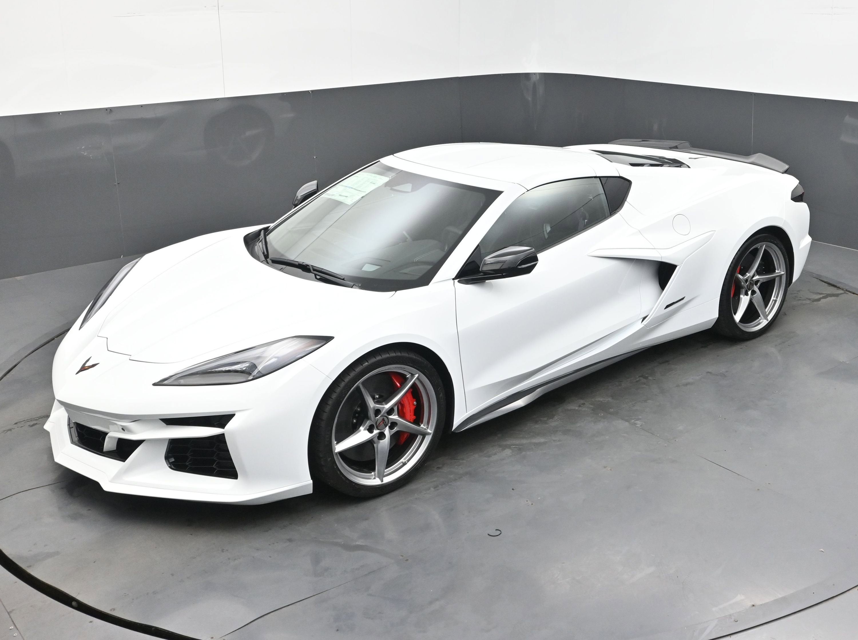 2025 Chevrolet Corvette E-Ray 2LZ