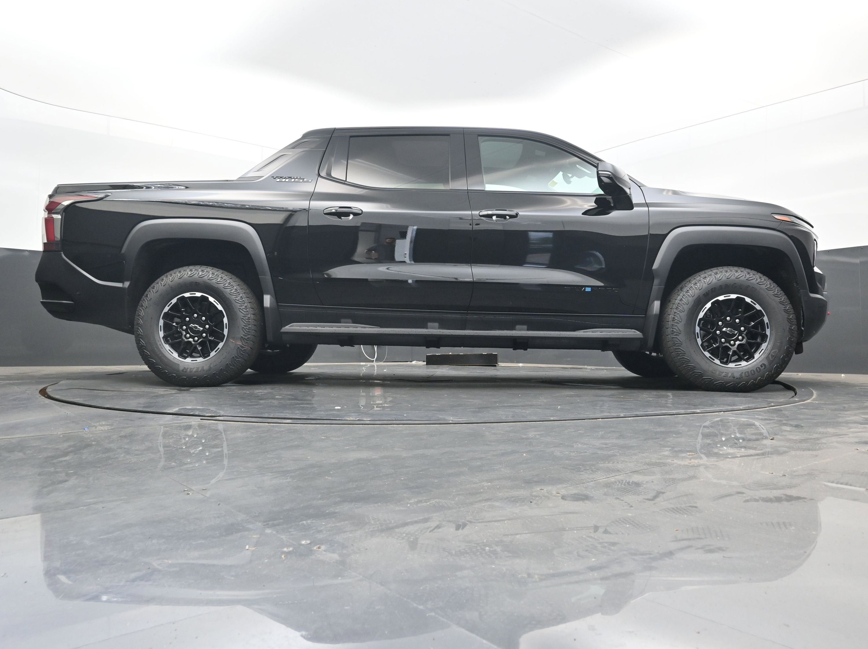 2026 Chevrolet Silverado EV Trail Boss - Extended Range