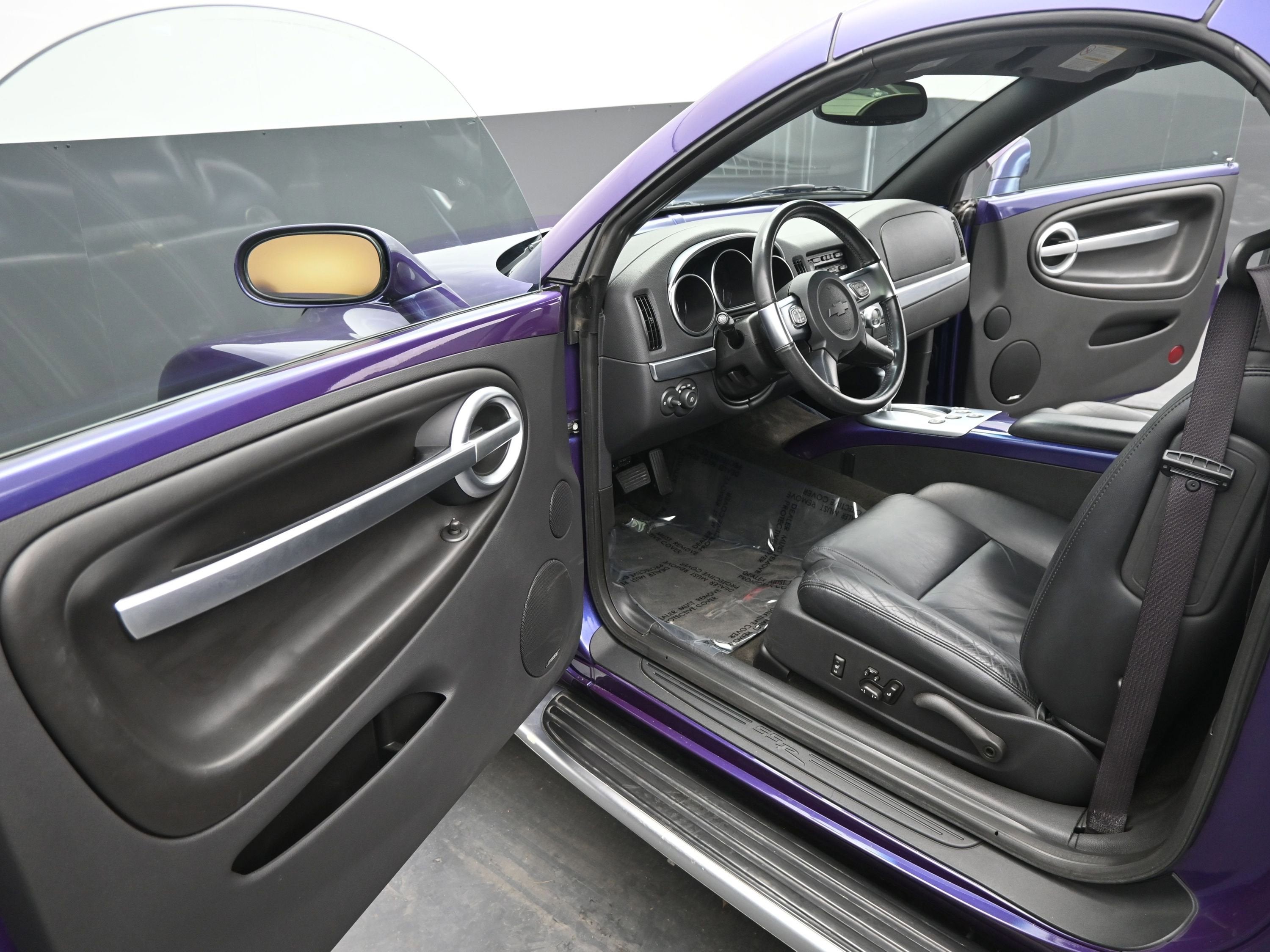 2004 Chevrolet SSR LS