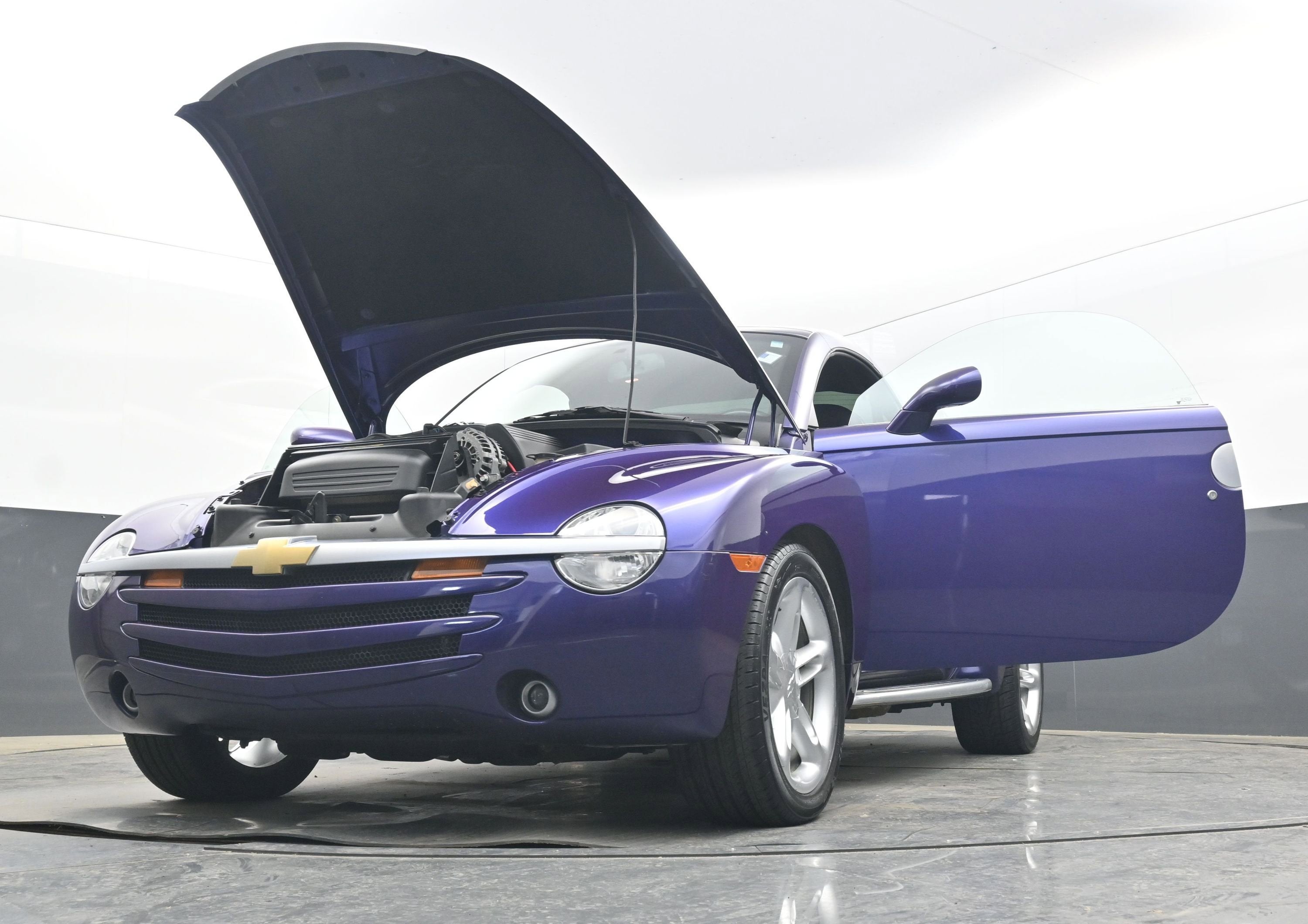 2004 Chevrolet SSR LS