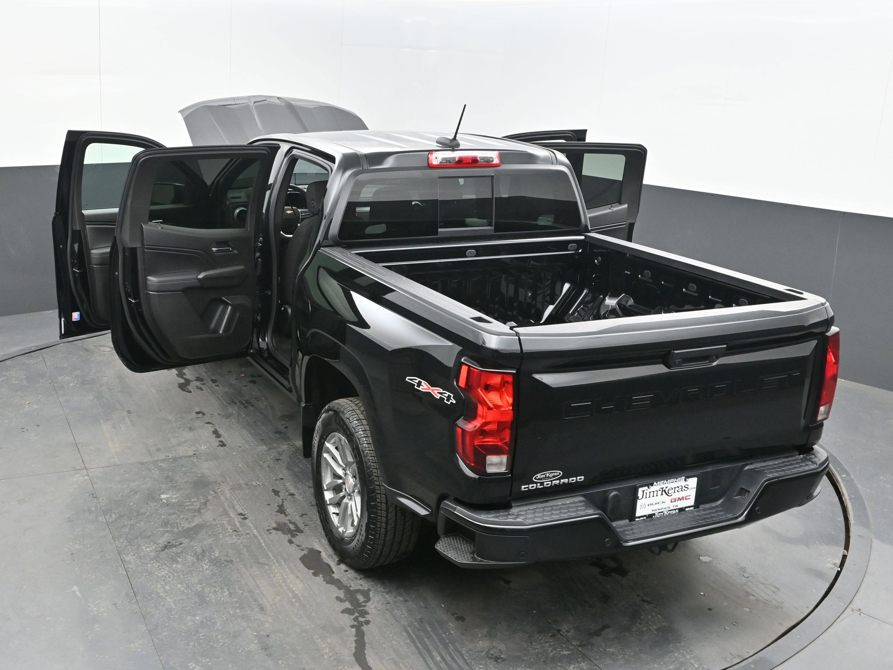 2025 Chevrolet Colorado WT/LT