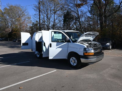 2025 Chevrolet Express Cargo 2500 WT