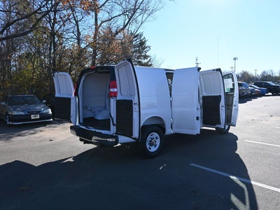 2025 Chevrolet Express Cargo 2500 WT