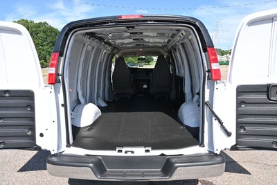 2026 Chevrolet Express Cargo WT