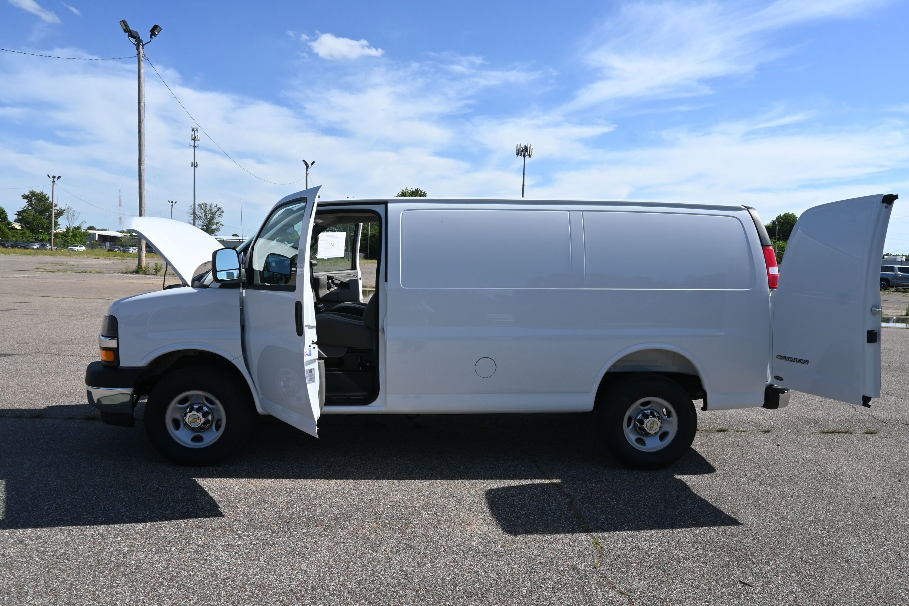 2026 Chevrolet Express Cargo WT