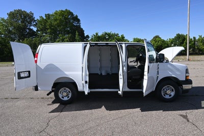 2026 Chevrolet Express Cargo WT