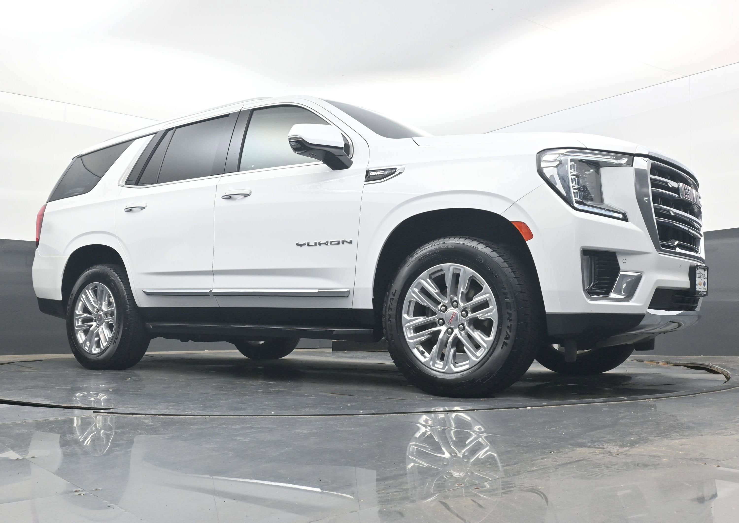 2024 GMC Yukon SLT