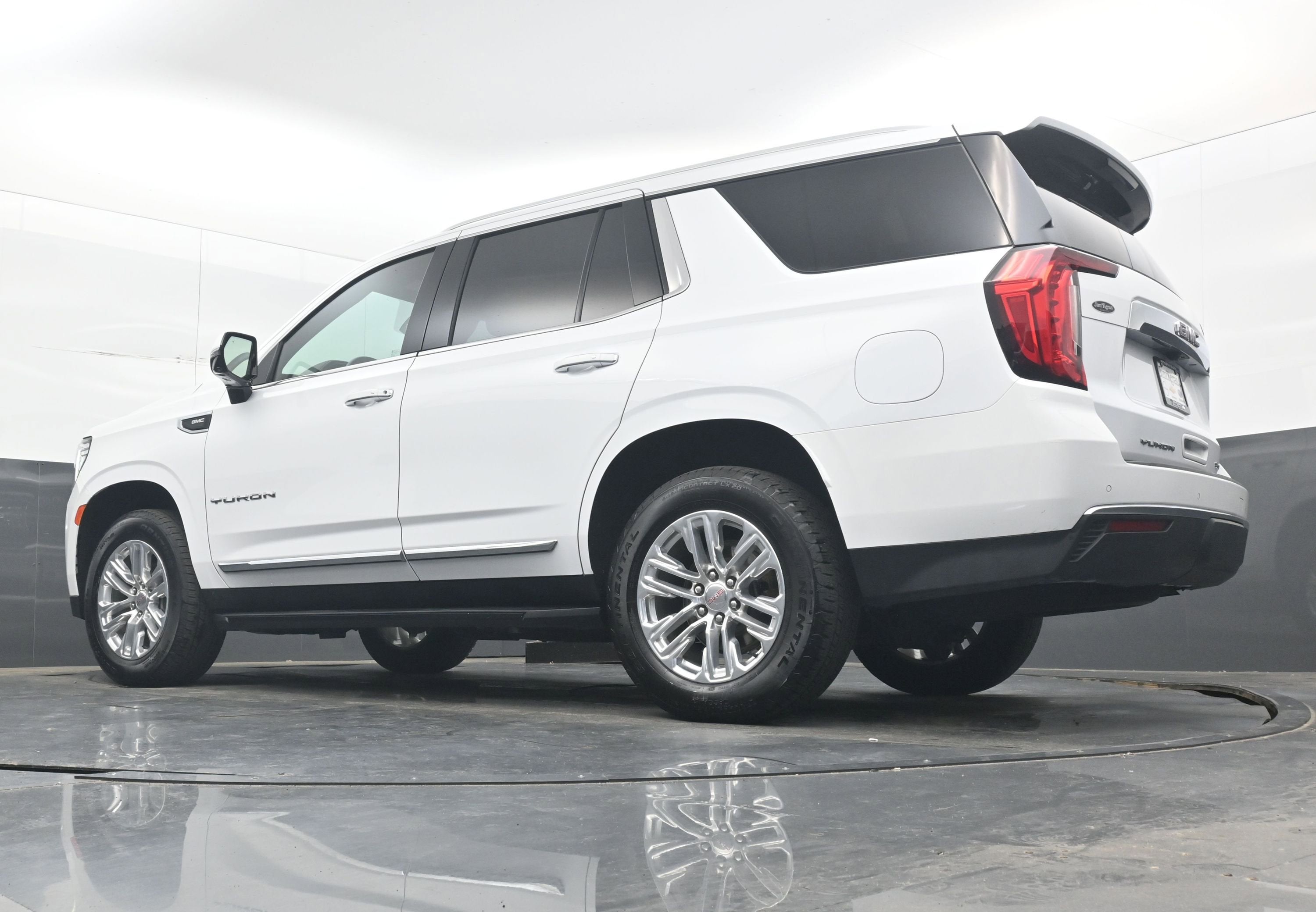 2024 GMC Yukon SLT