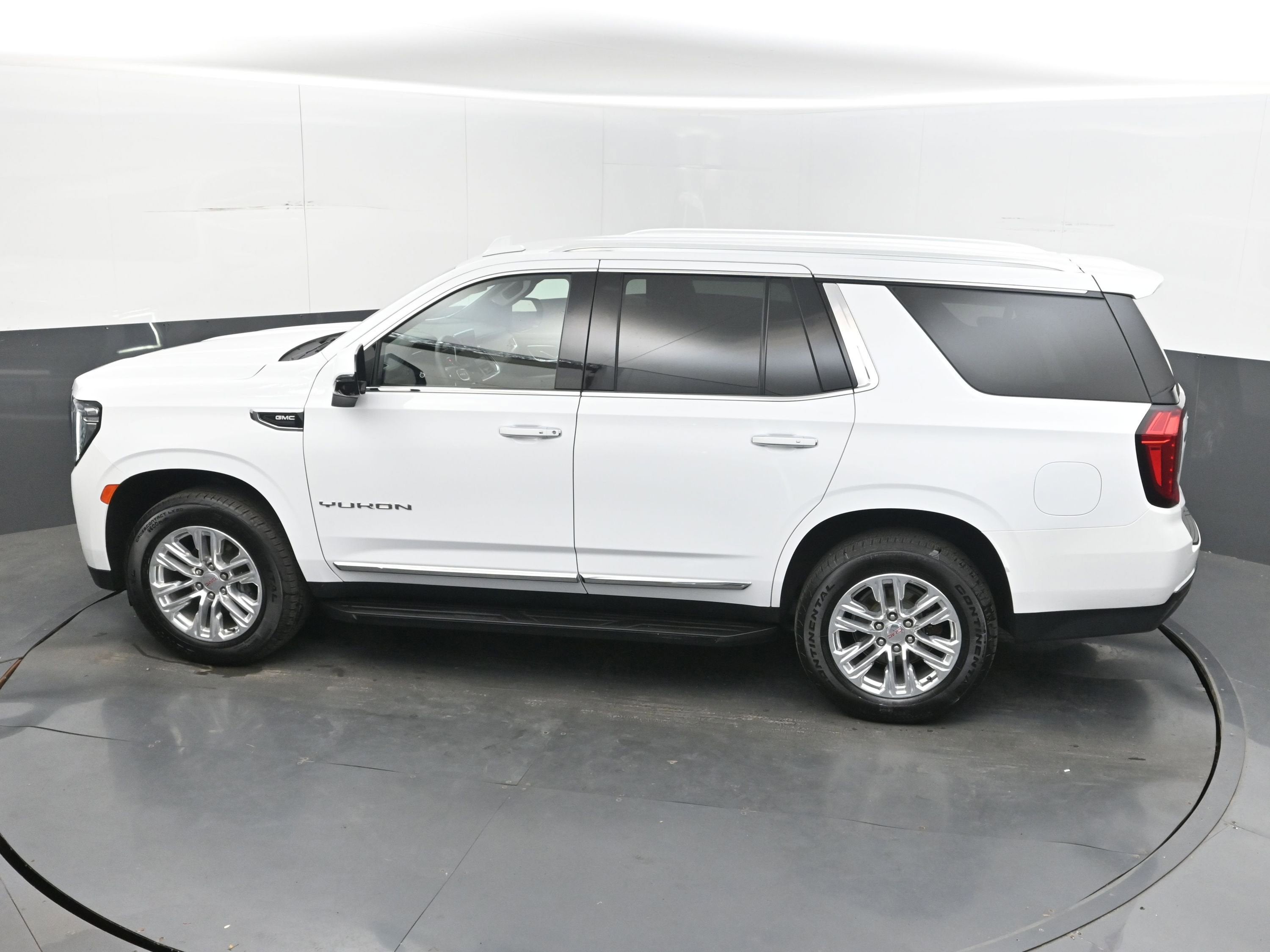 2024 GMC Yukon SLT