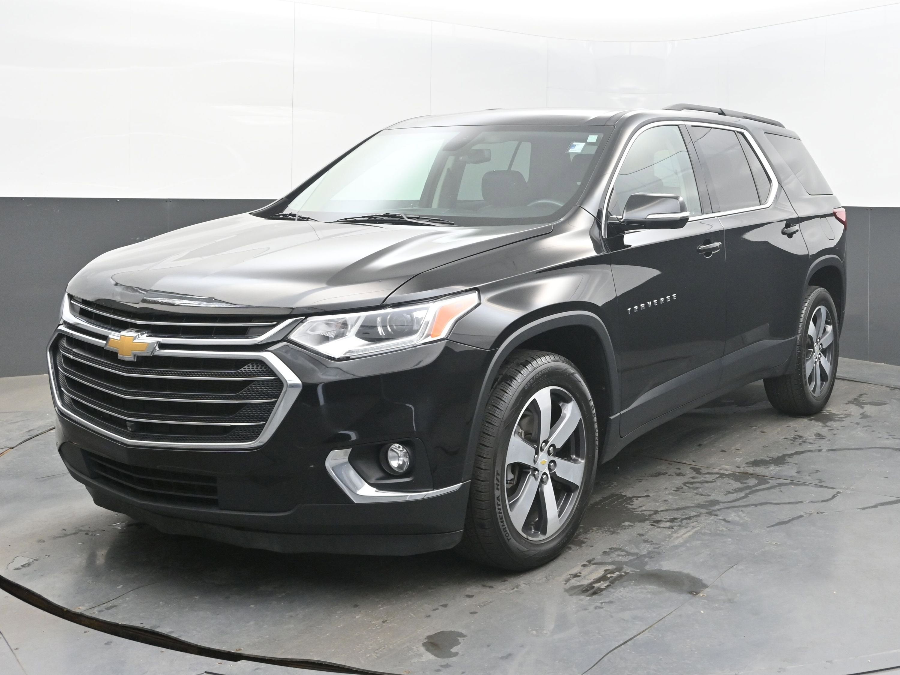 2020 Chevrolet Traverse LT Leather