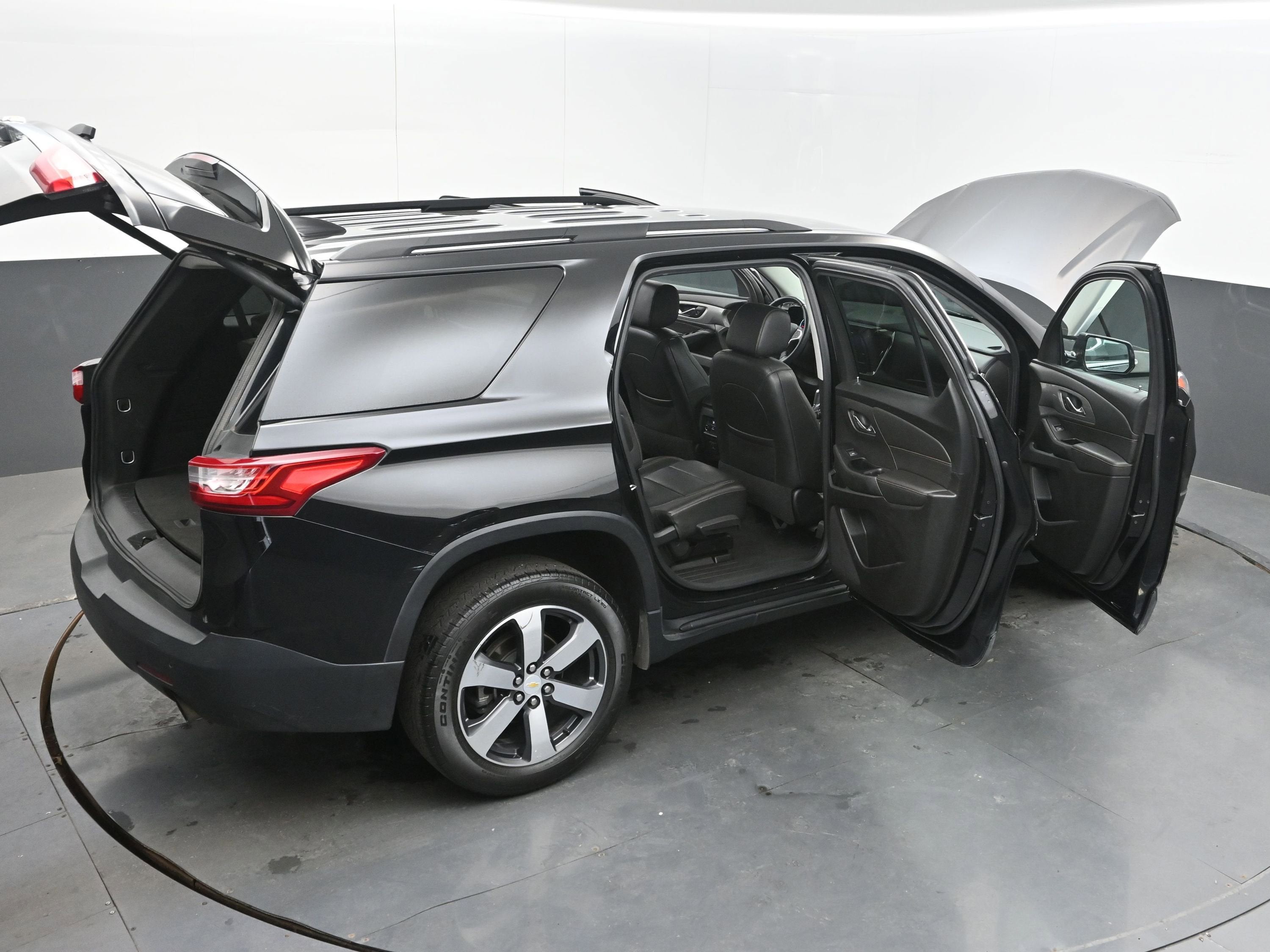 2020 Chevrolet Traverse LT Leather