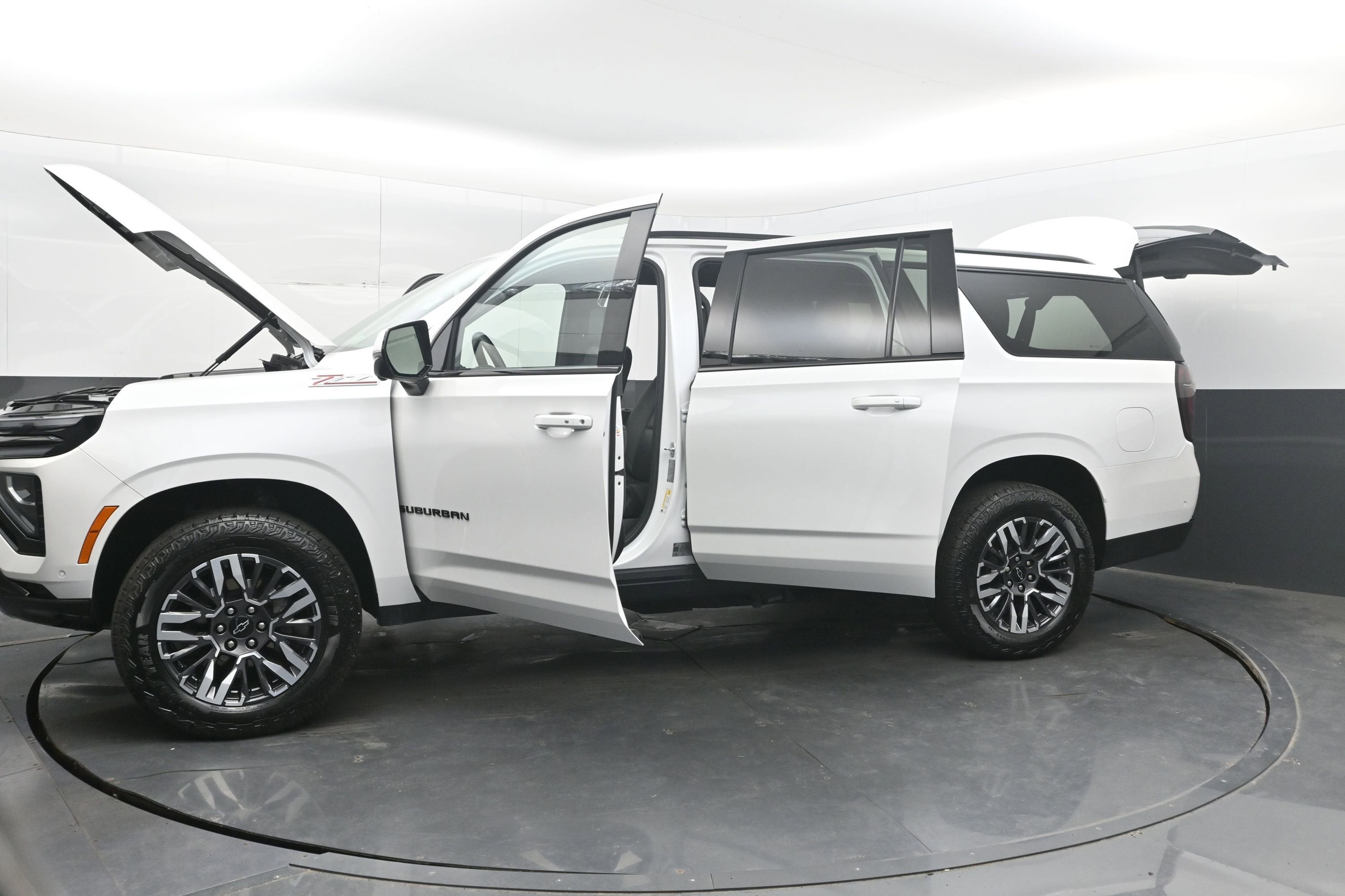 2025 Chevrolet Suburban Z71