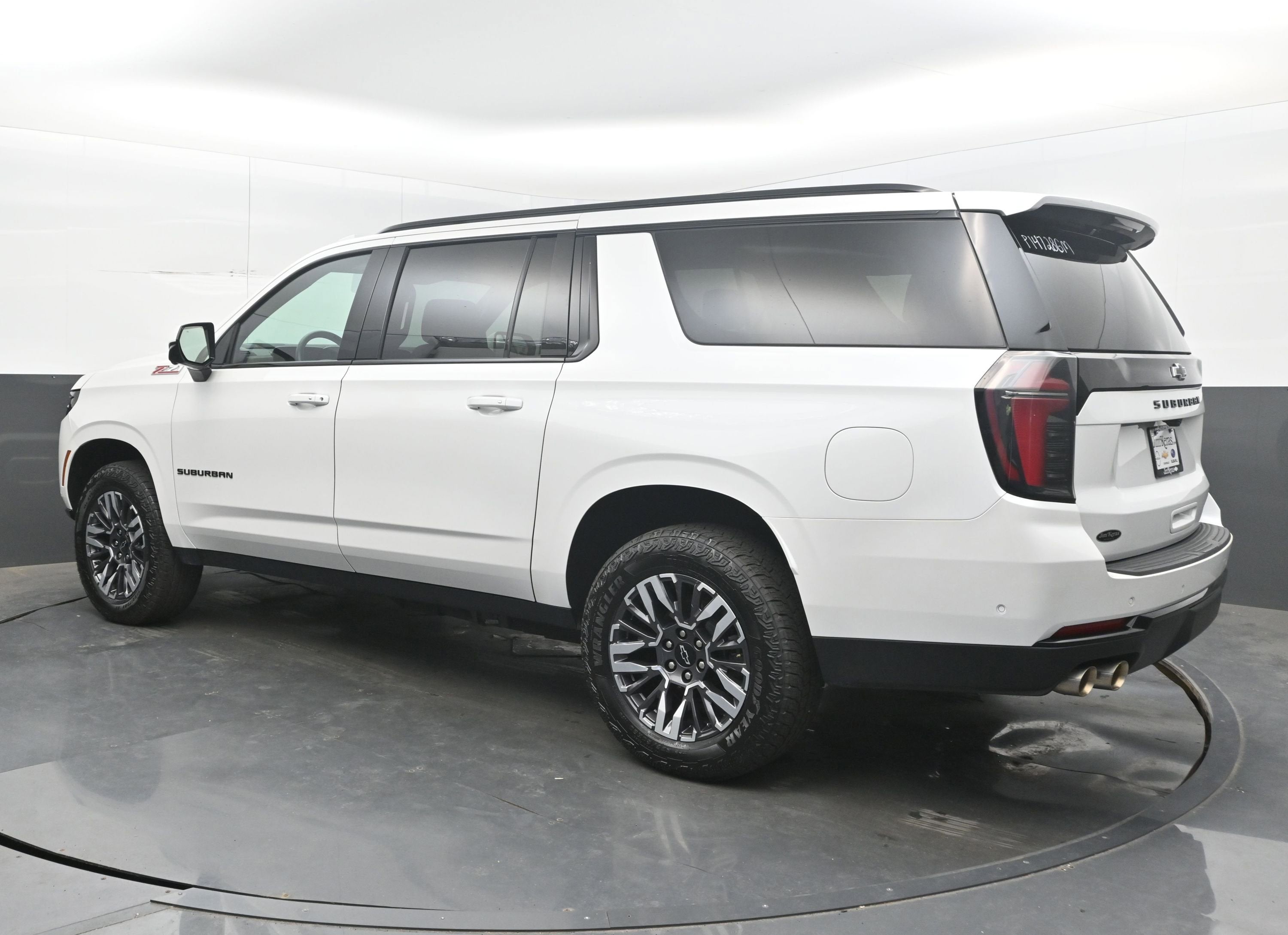 2025 Chevrolet Suburban Z71