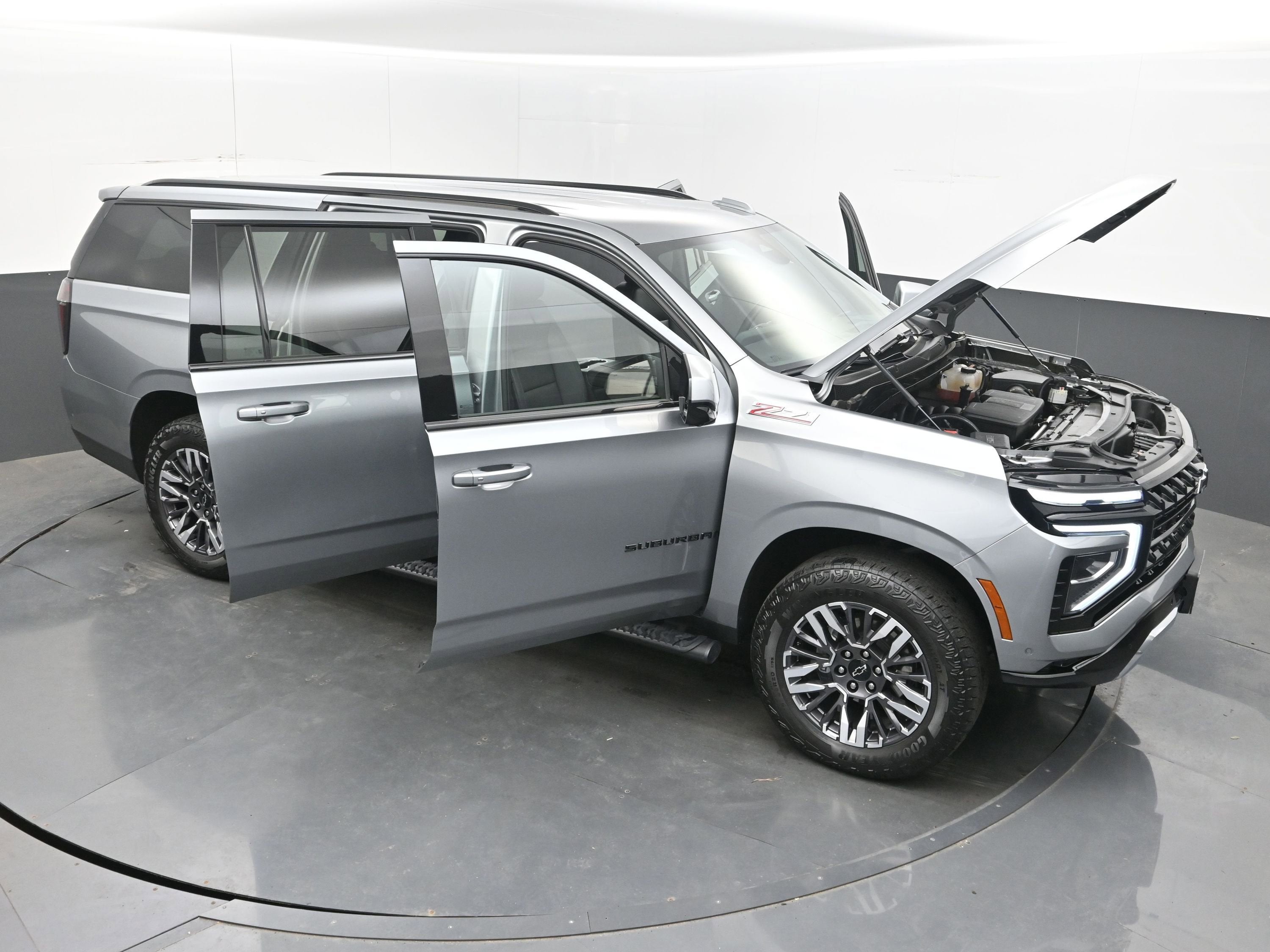 2025 Chevrolet Suburban Z71