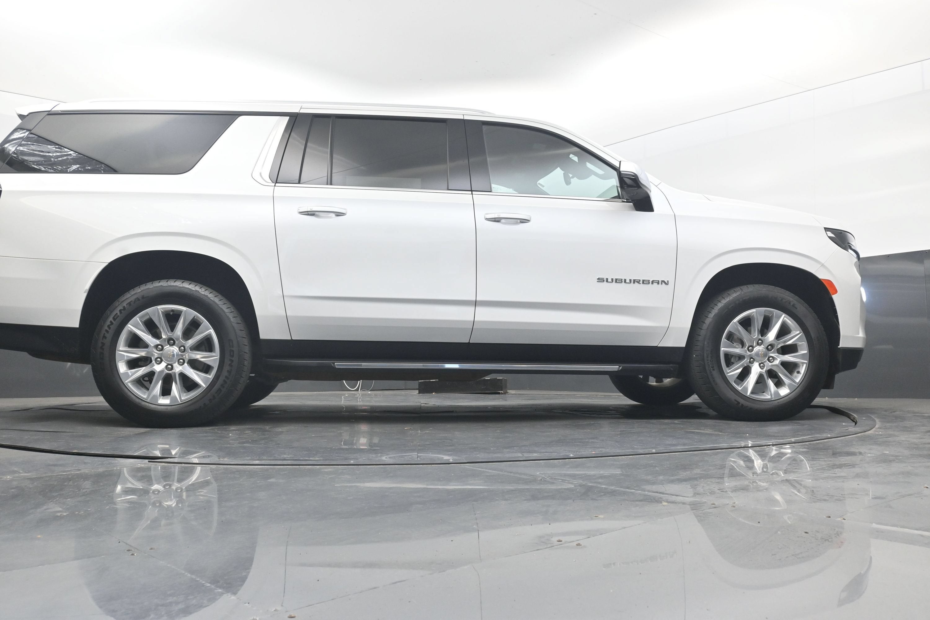 2024 Chevrolet Suburban Premier