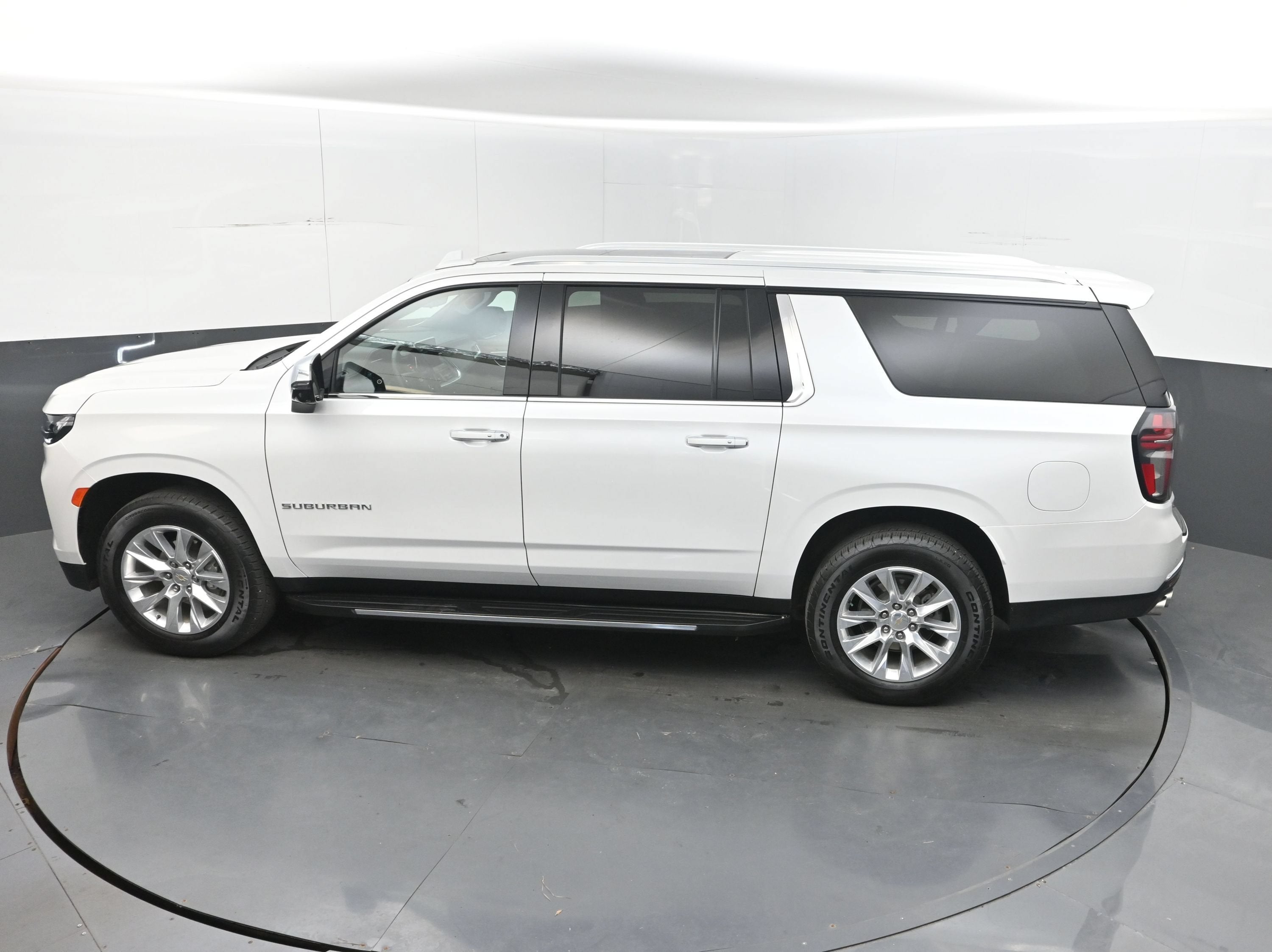 2024 Chevrolet Suburban Premier