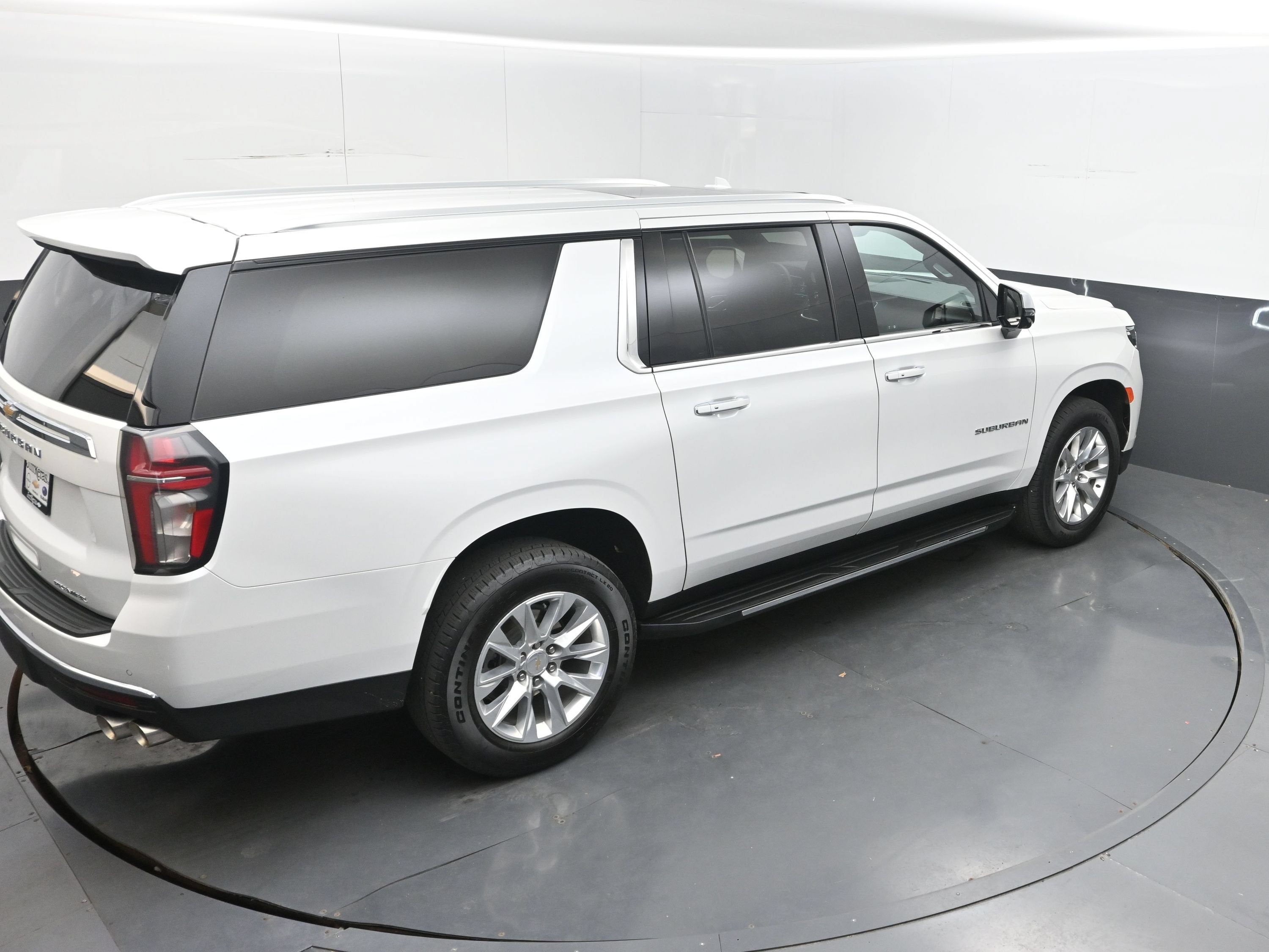 2024 Chevrolet Suburban Premier