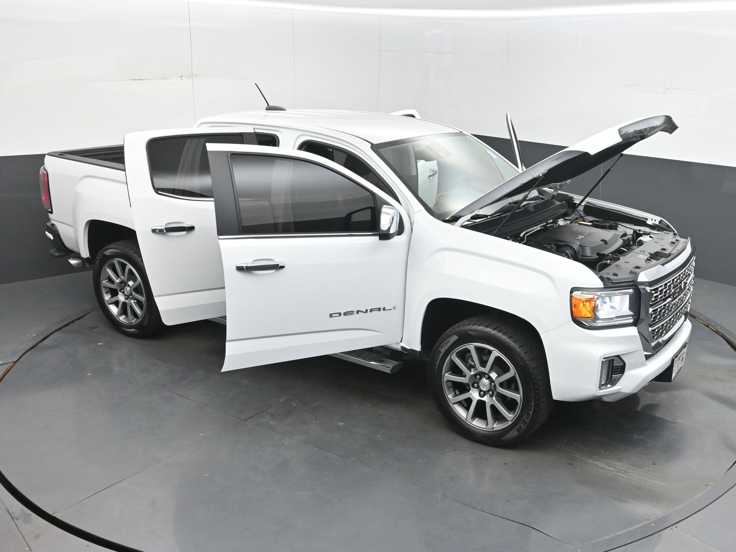 2021 GMC Canyon 4WD Denali