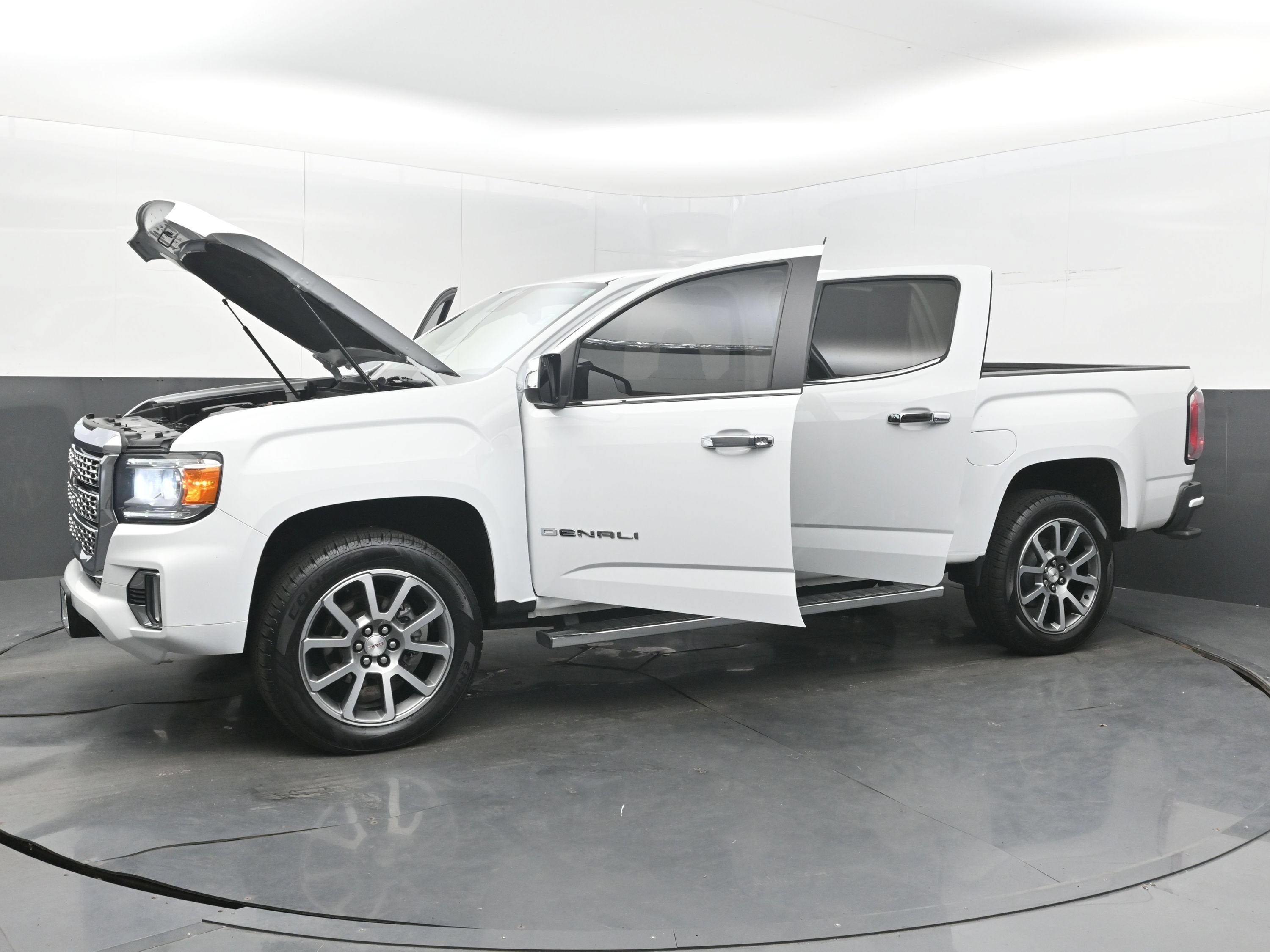 2021 GMC Canyon 4WD Denali