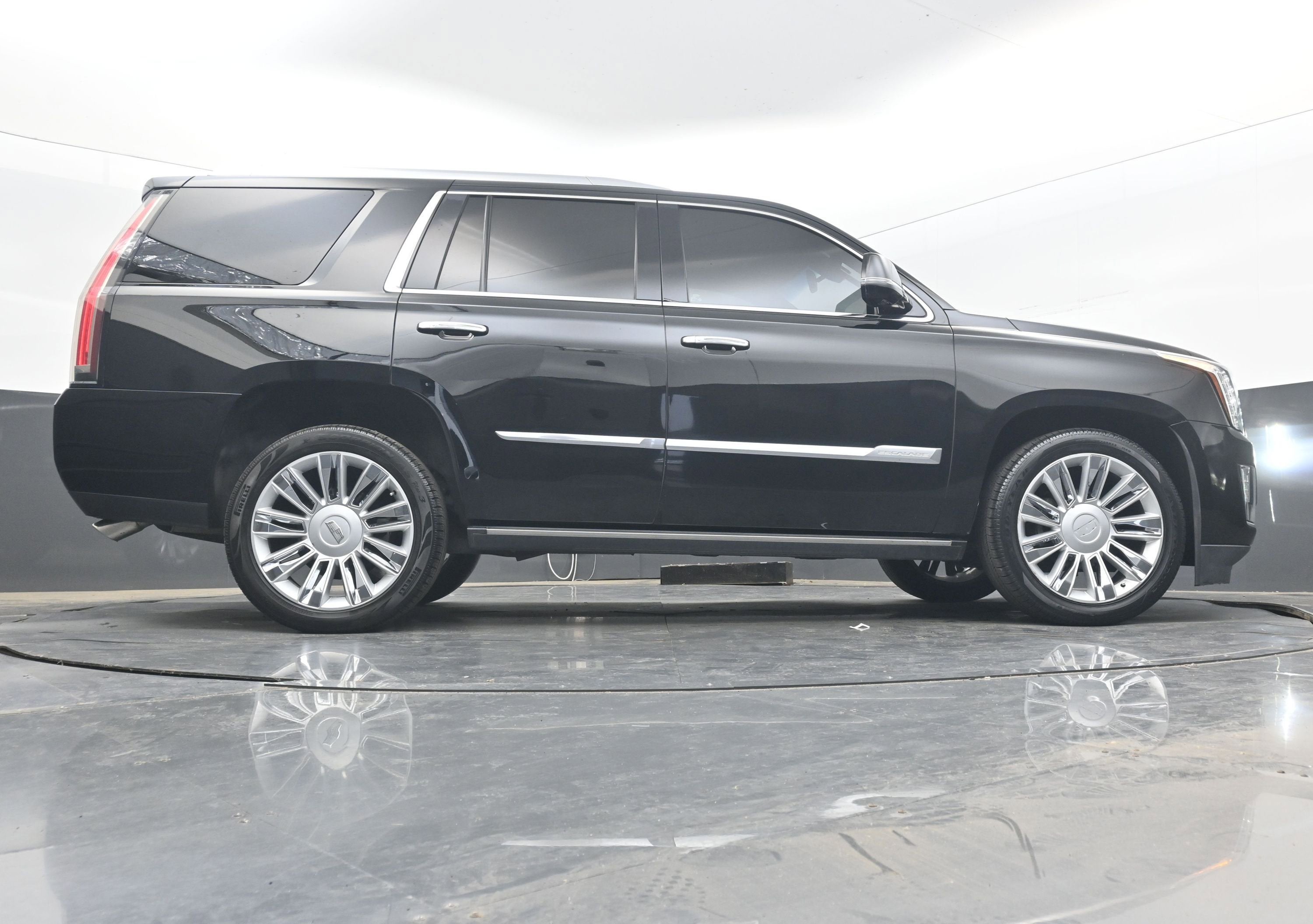 2016 Cadillac Escalade Platinum