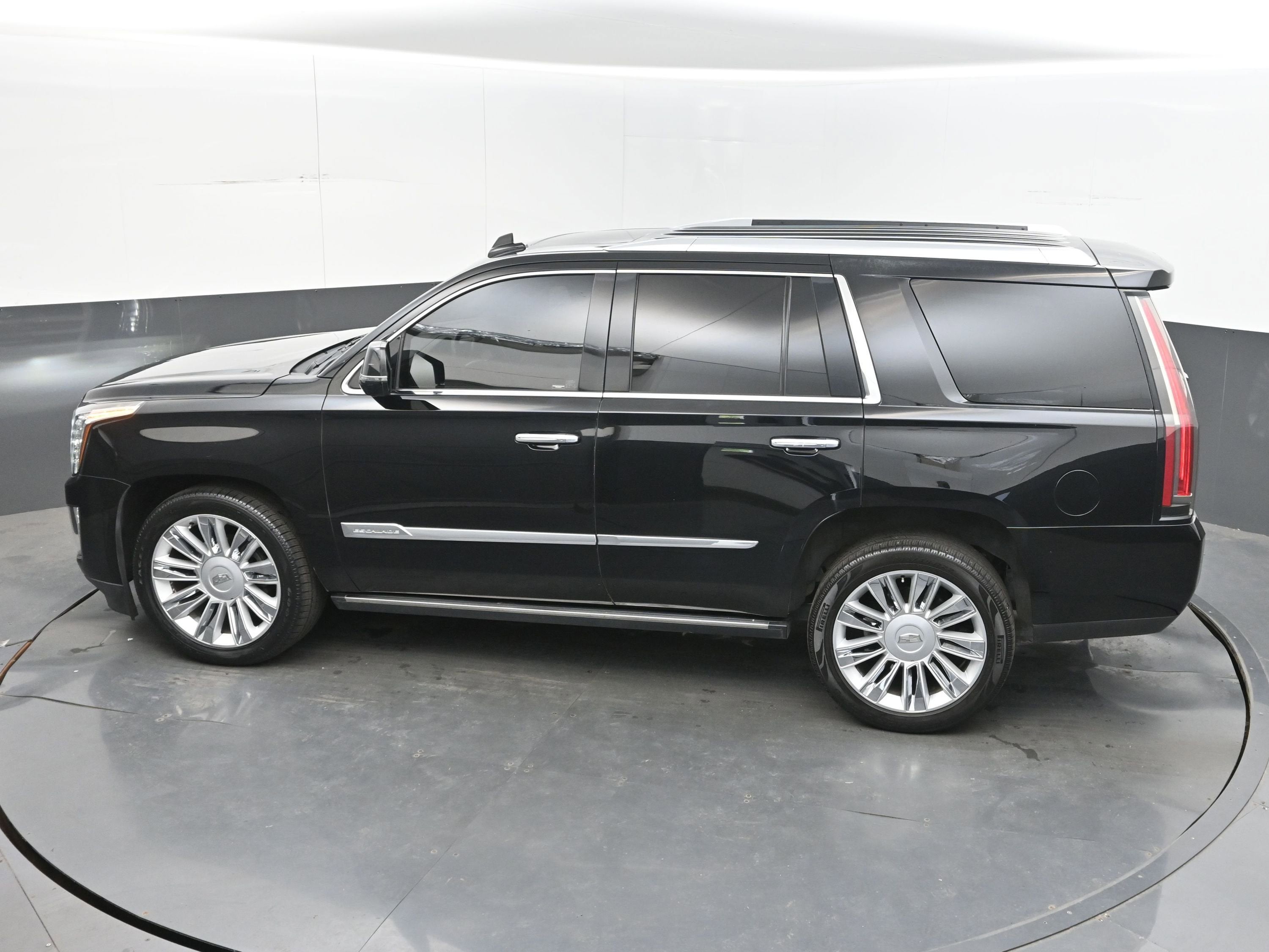 2016 Cadillac Escalade Platinum