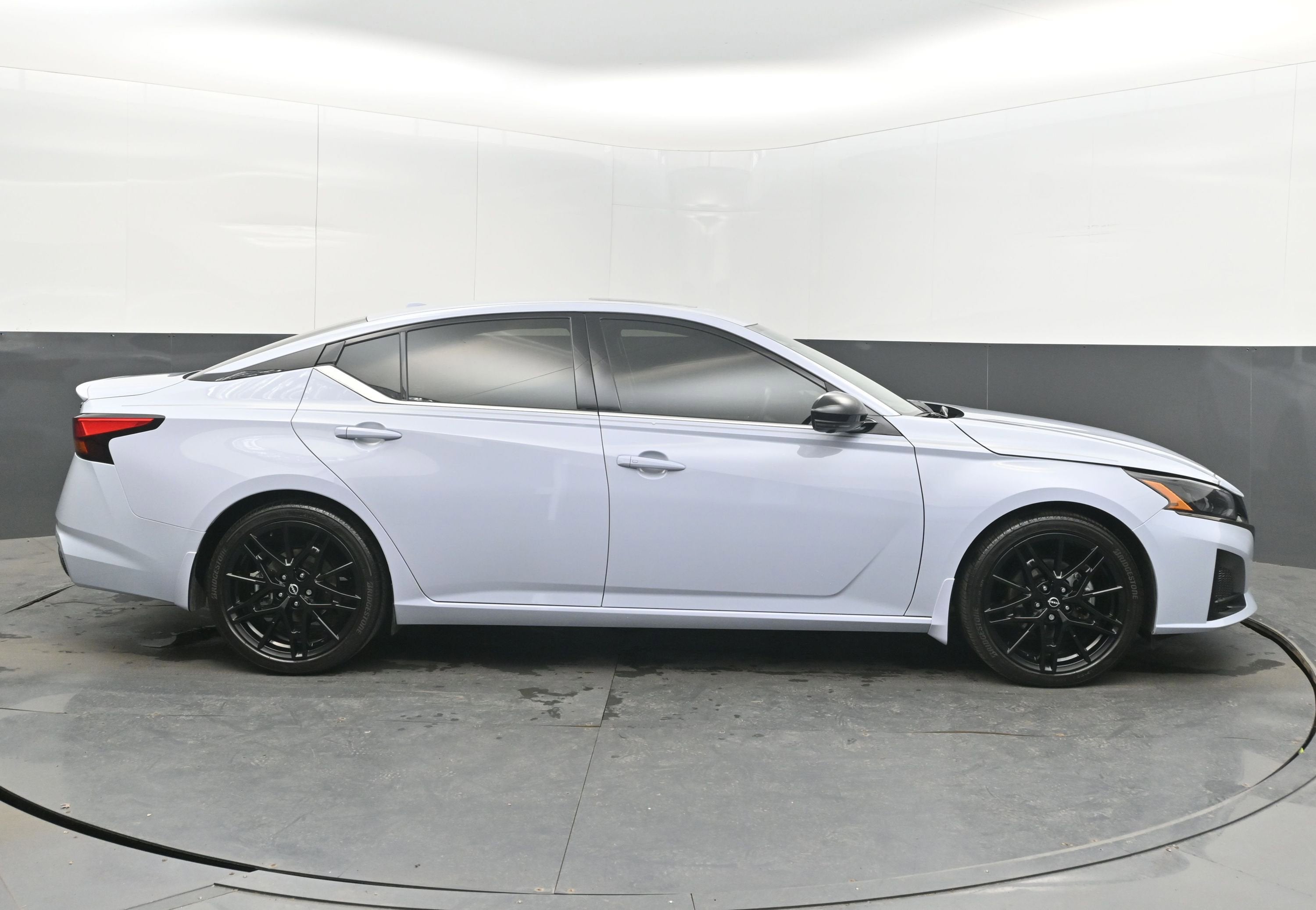 2024 Nissan Altima SR VC-Turbo FWD