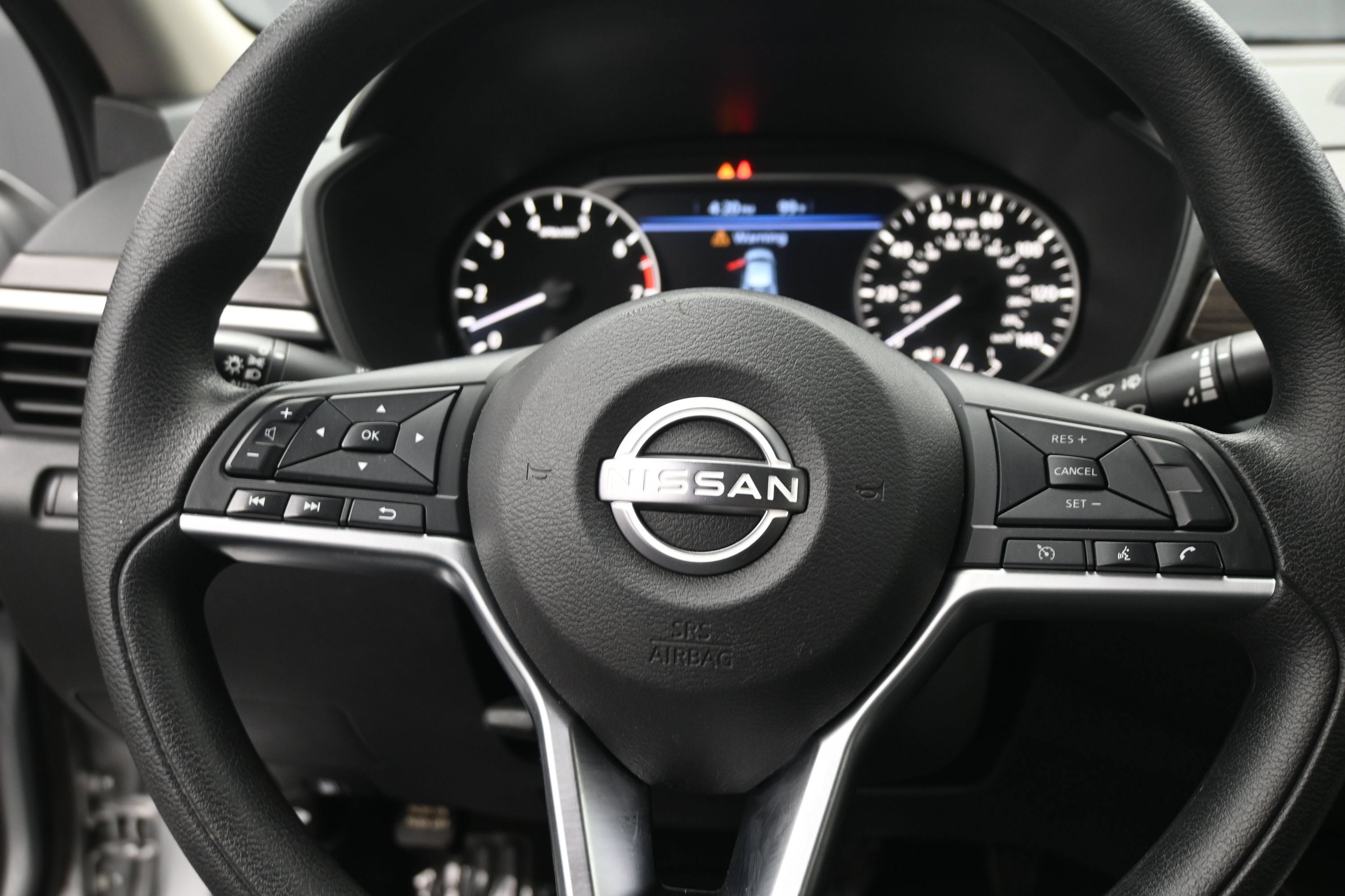 2023 Nissan Altima SV FWD