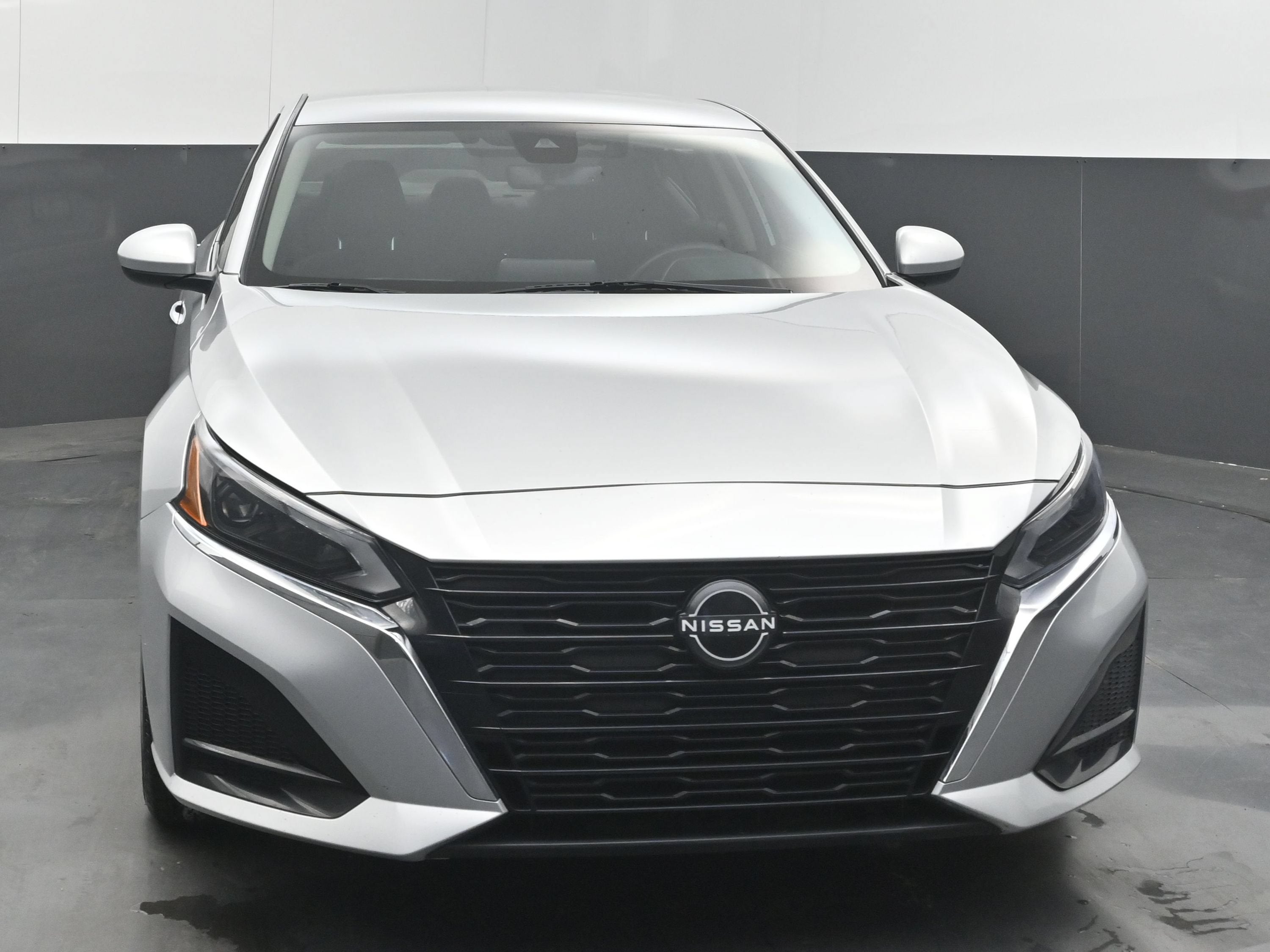2023 Nissan Altima SV FWD