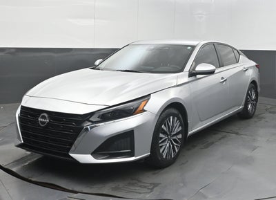 2023 Nissan Altima SV FWD