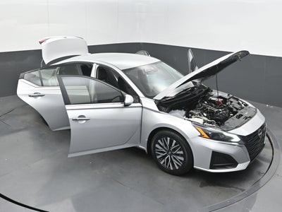 2023 Nissan Altima SV FWD