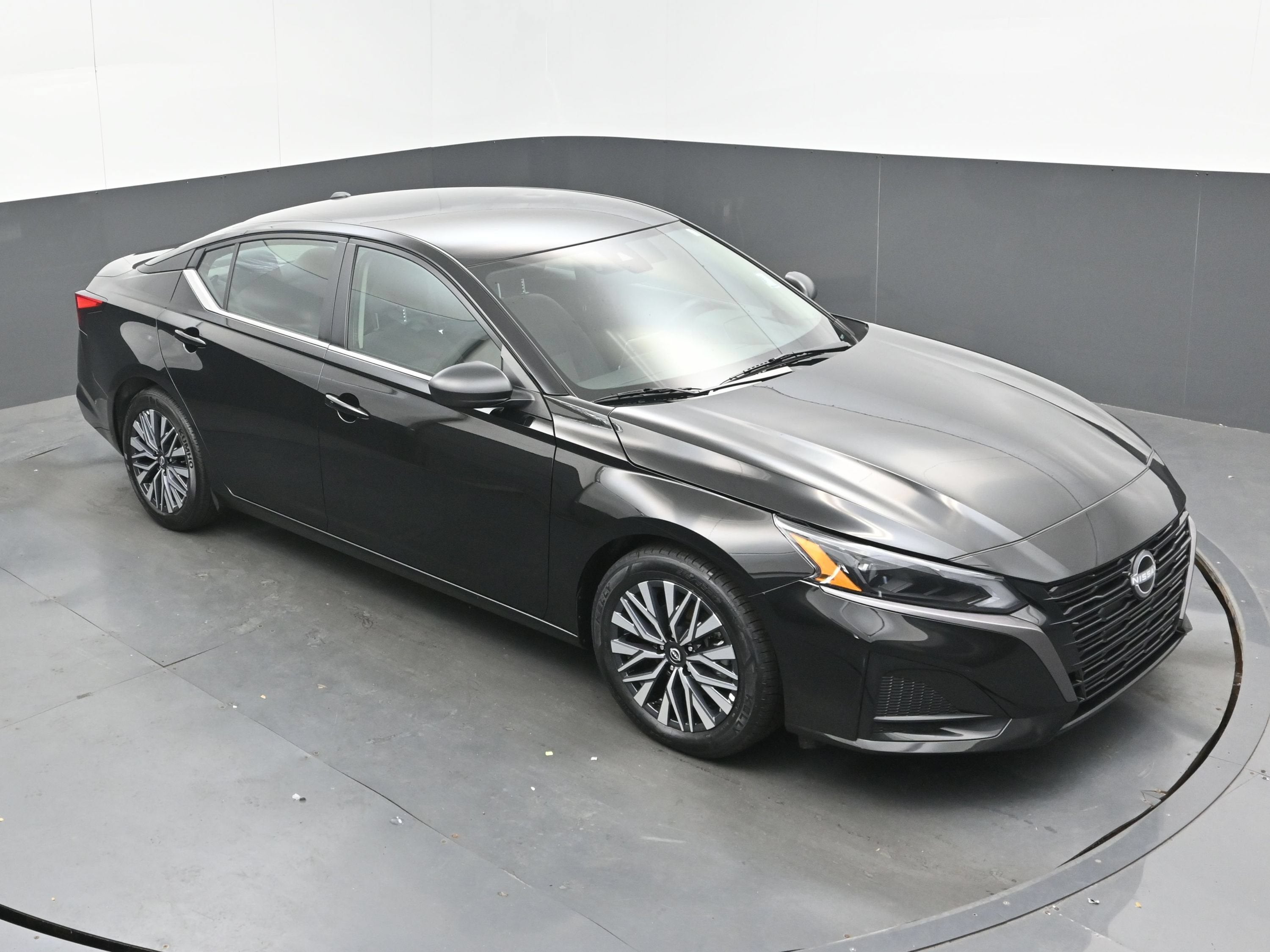 2026 Nissan Altima SV FWD