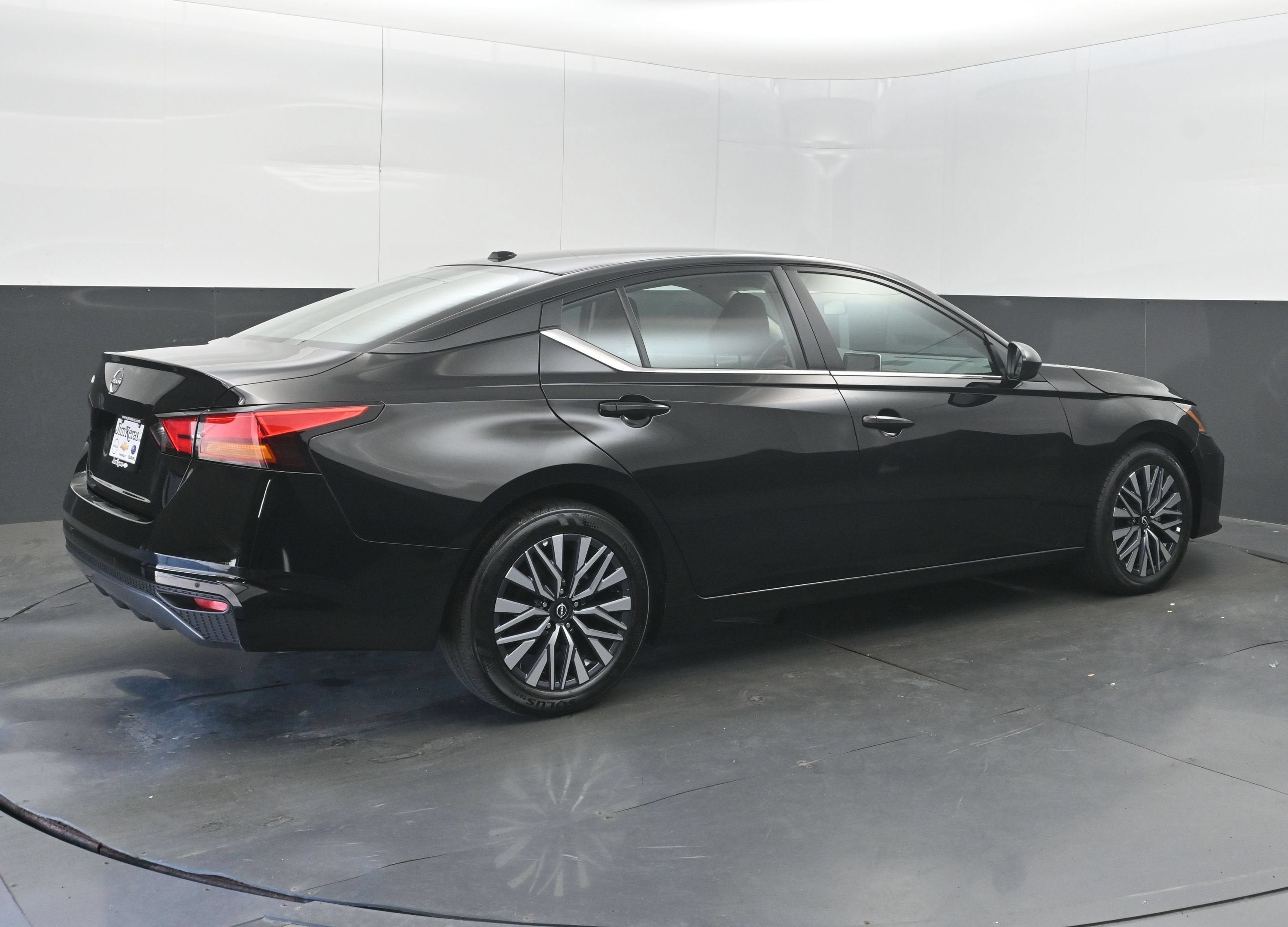 2026 Nissan Altima SV FWD