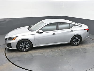 2023 Nissan Altima SV FWD