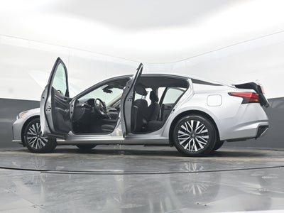 2023 Nissan Altima SV FWD